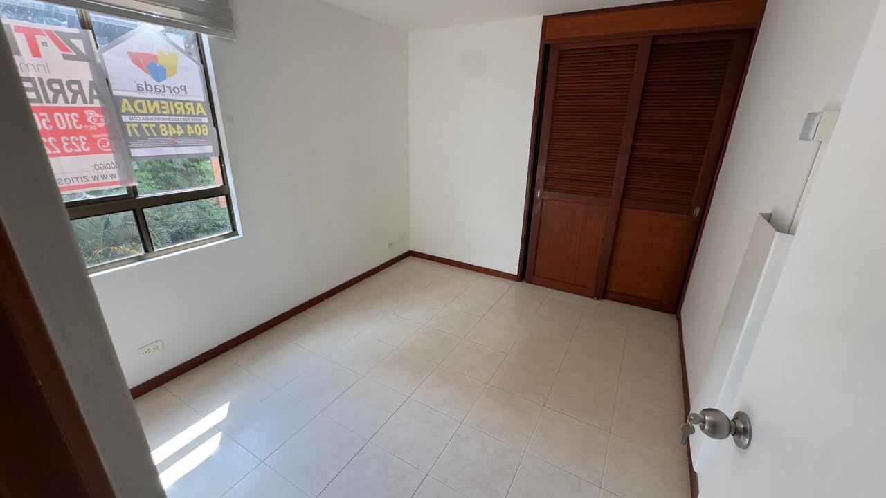 ARRIENDO APARTAMENTO EN LA LOMA DE LOS BERNAL