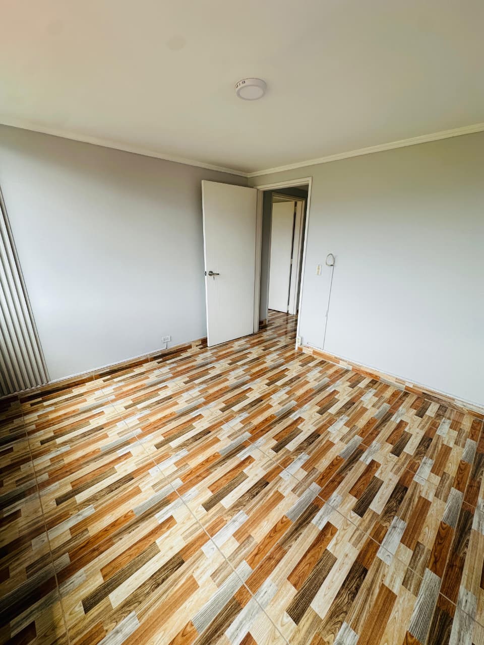 VENDO APARTAMENTO EN LAURELES ESTADIO