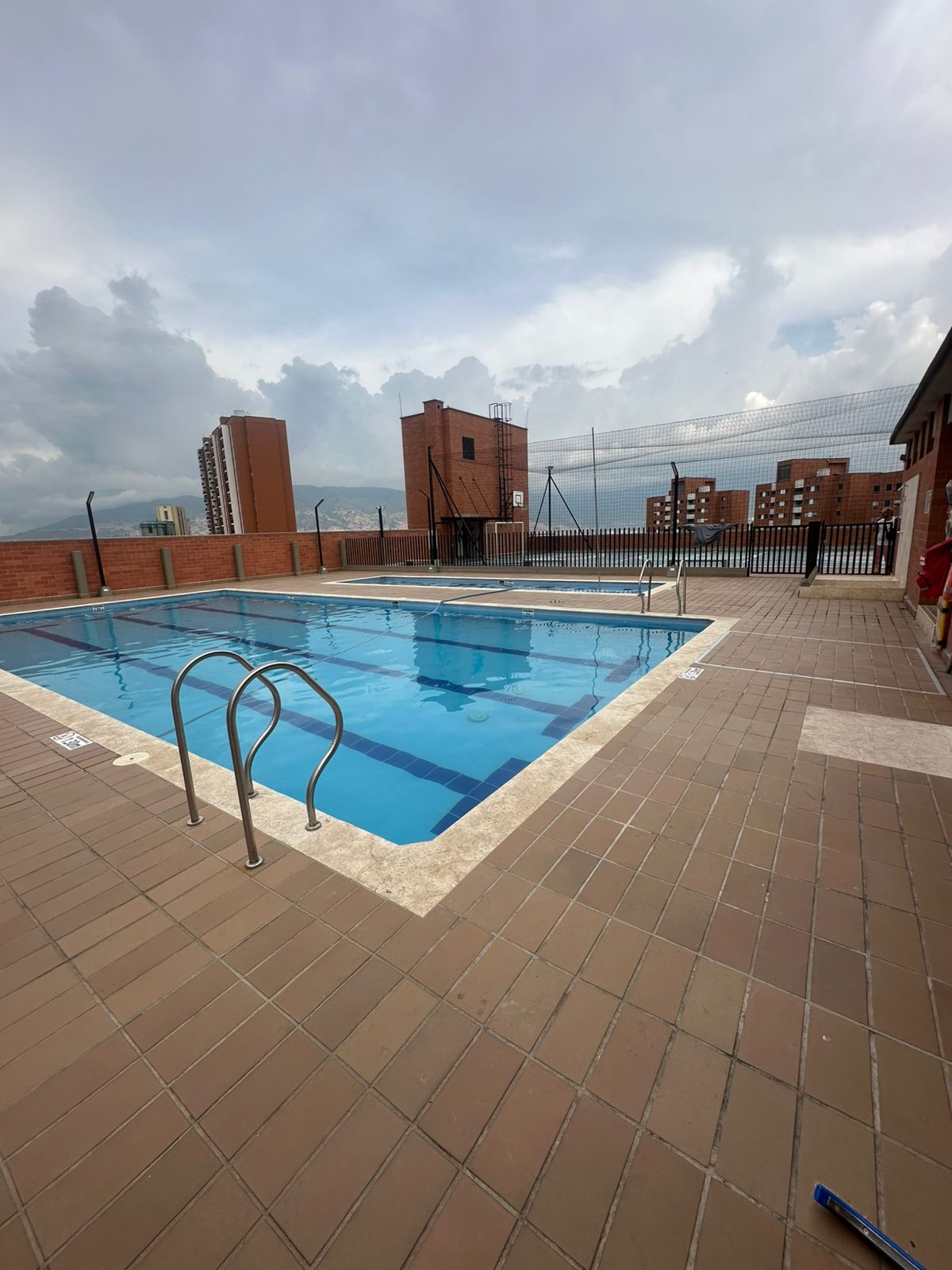 VENDO APARTAMENTO EN CALASANZ PARTE ALTA