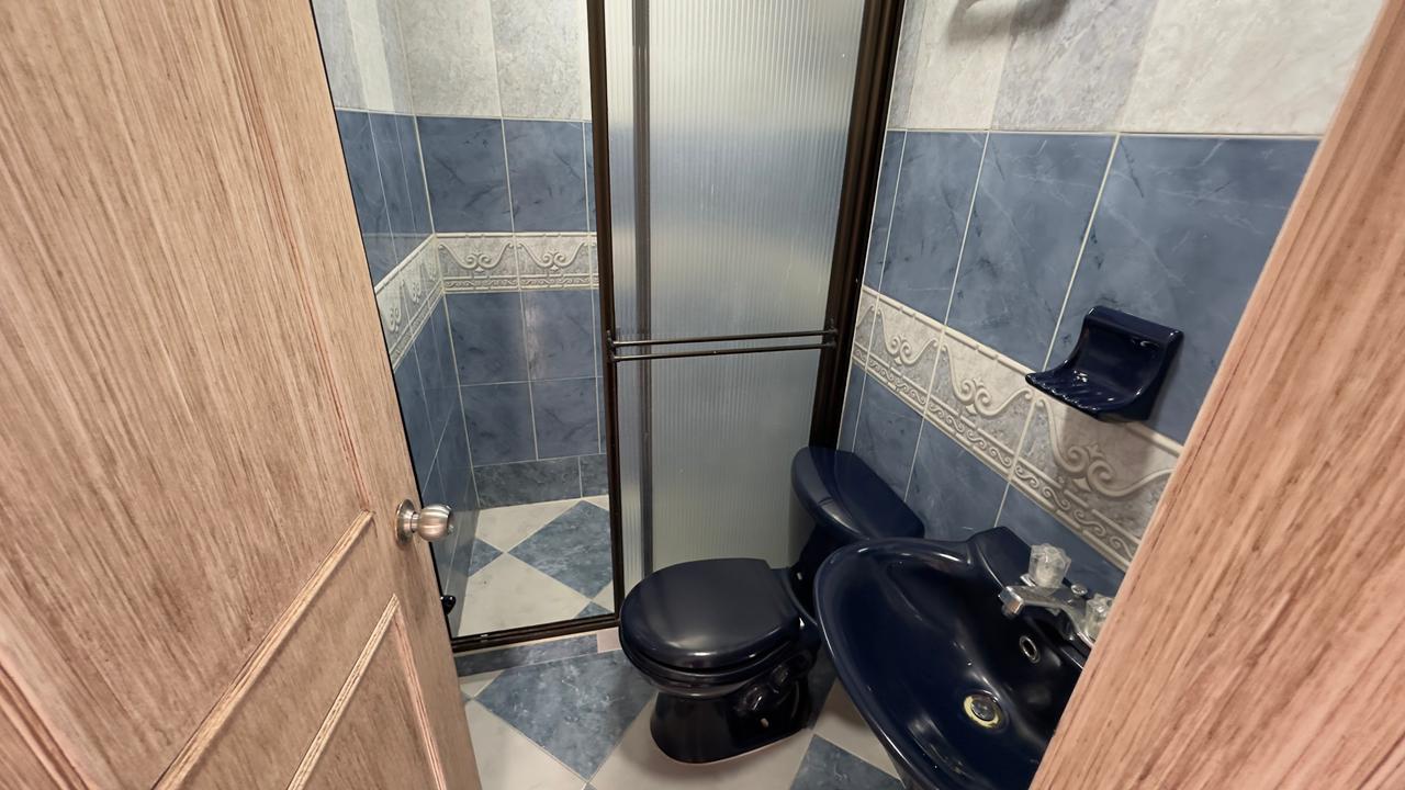 ARRIENDO APARTAMENTO EN RODEO ALTO