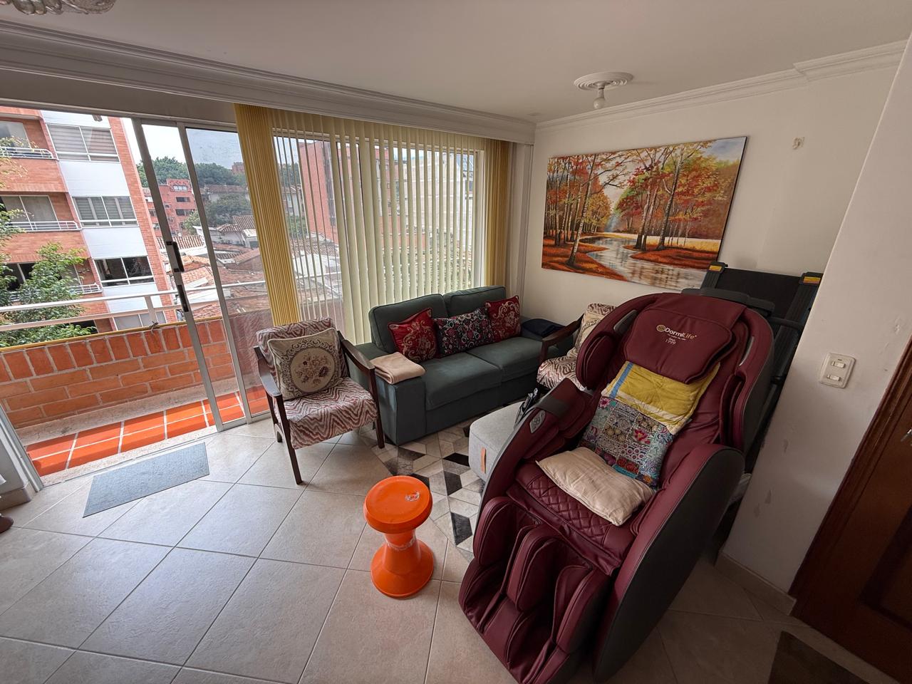 VENDO APARTAMENTO EN LAURELES