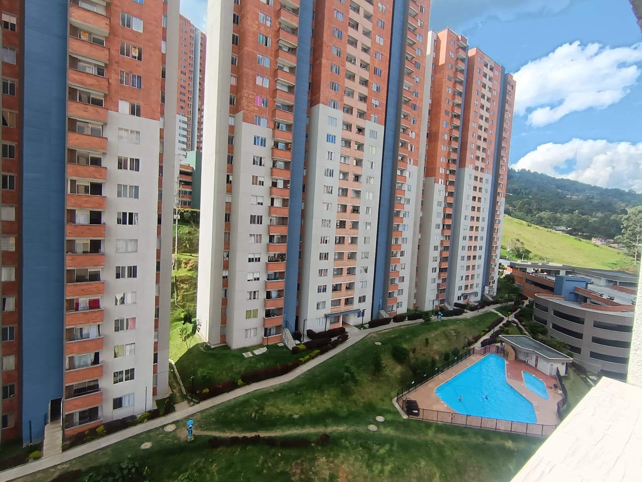 Arriendo Apartamento Robledo Pajarito