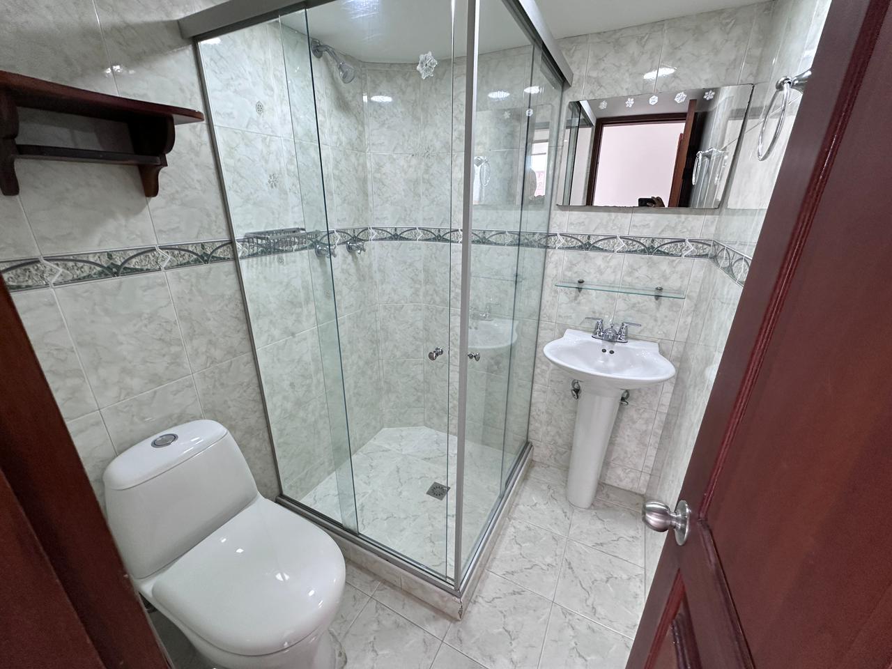 ARRIENDO APARTAMENTO EN SIMON BOLIVAR LAURELES