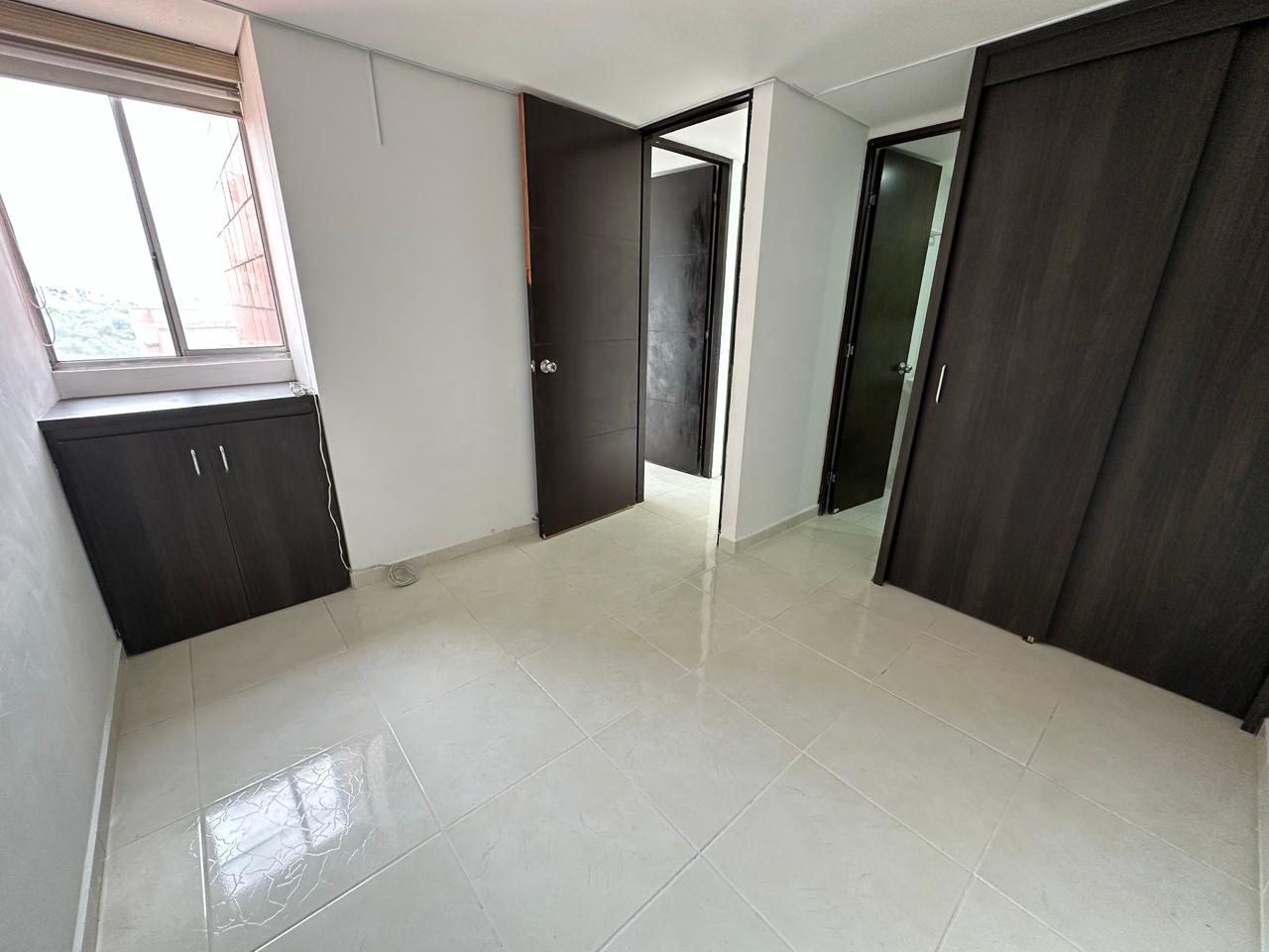 ARRIENDO APARTAMENTO EN RODEO ALTO