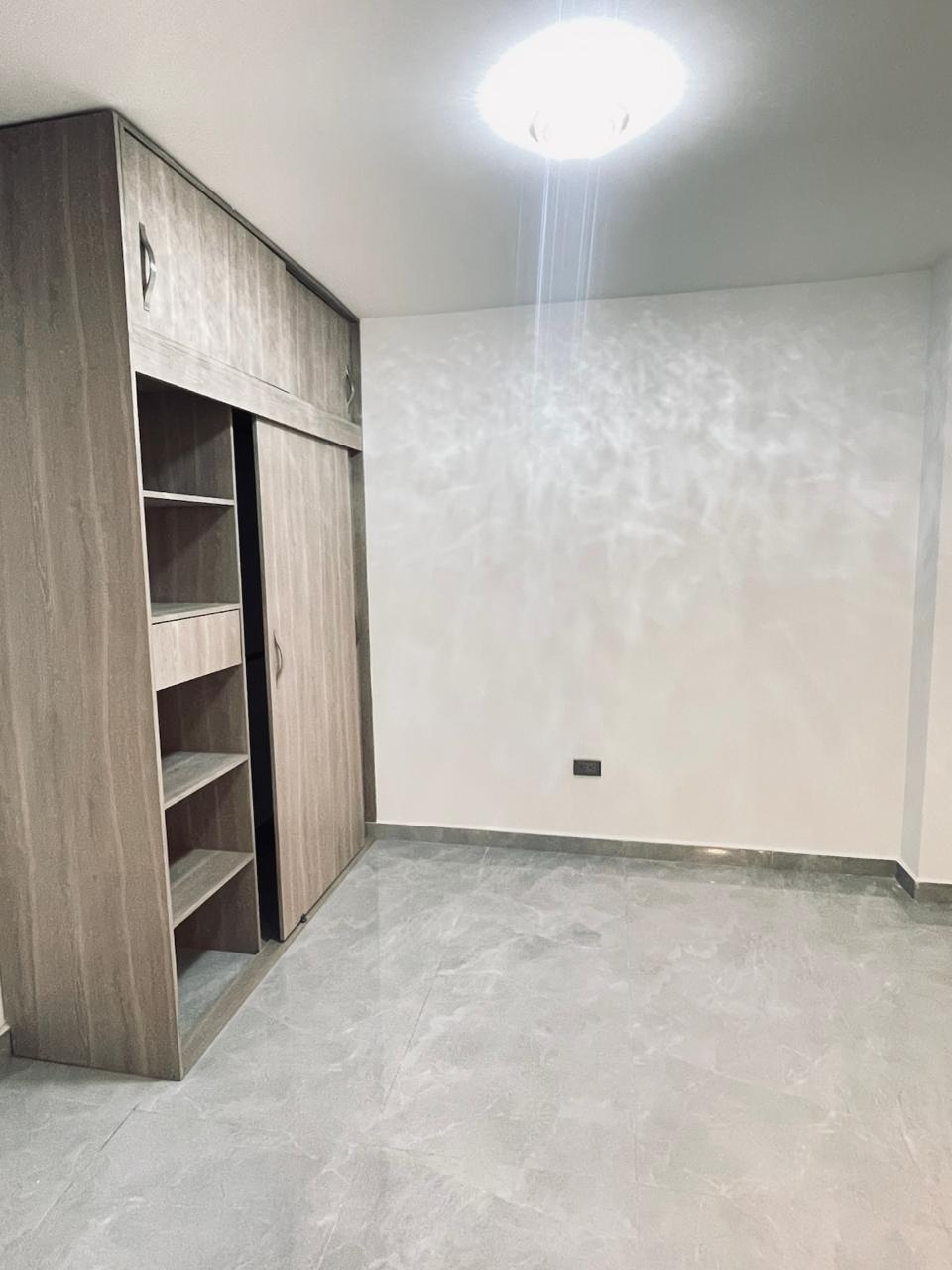 VENDO APARTAMENTO EN LAURELES