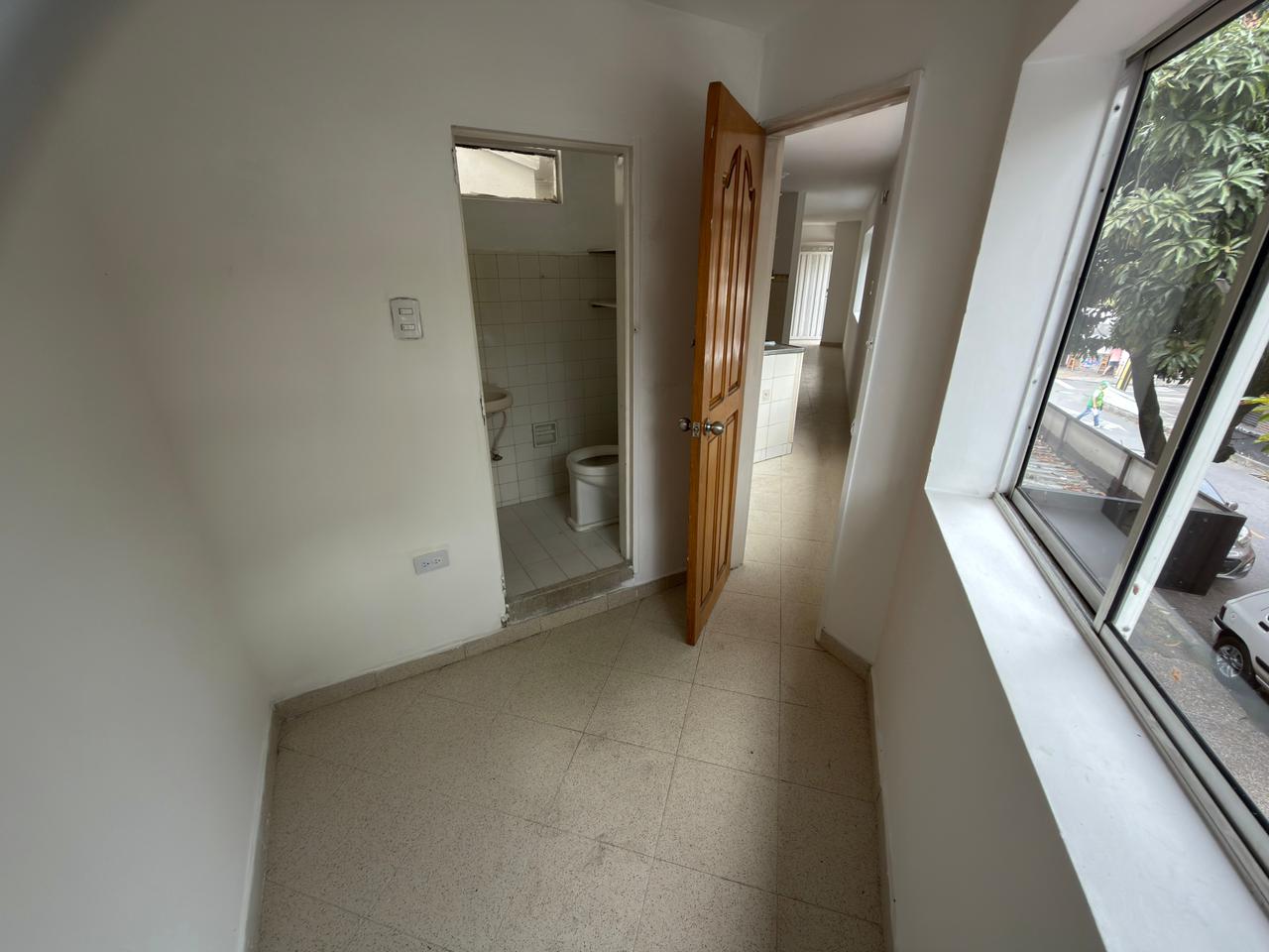 ARRIENDO CASA COMERCIAL EN BELEN LA GLORIA