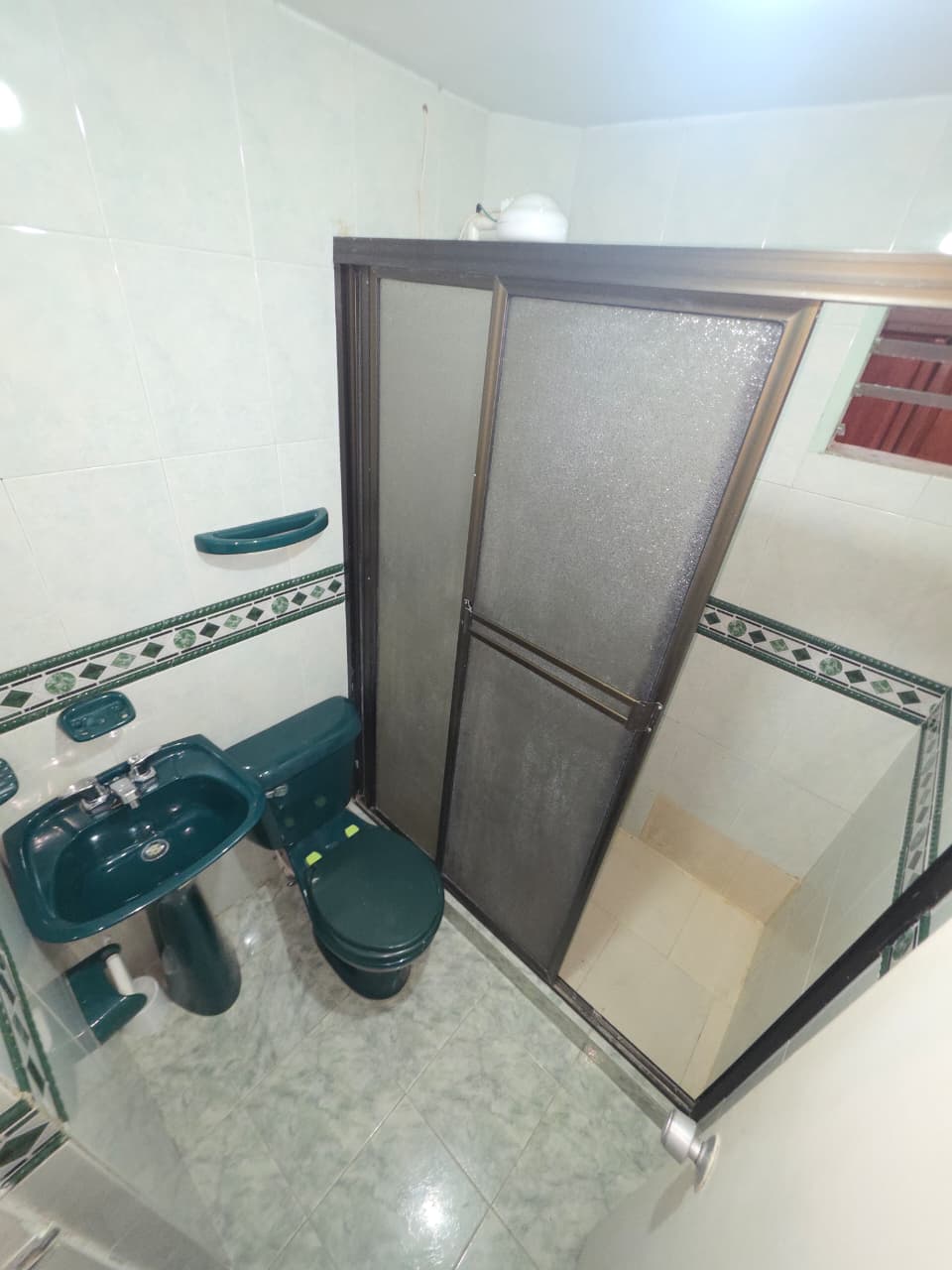 ARRIENDO APARTAMENTO EN LA AMERICA