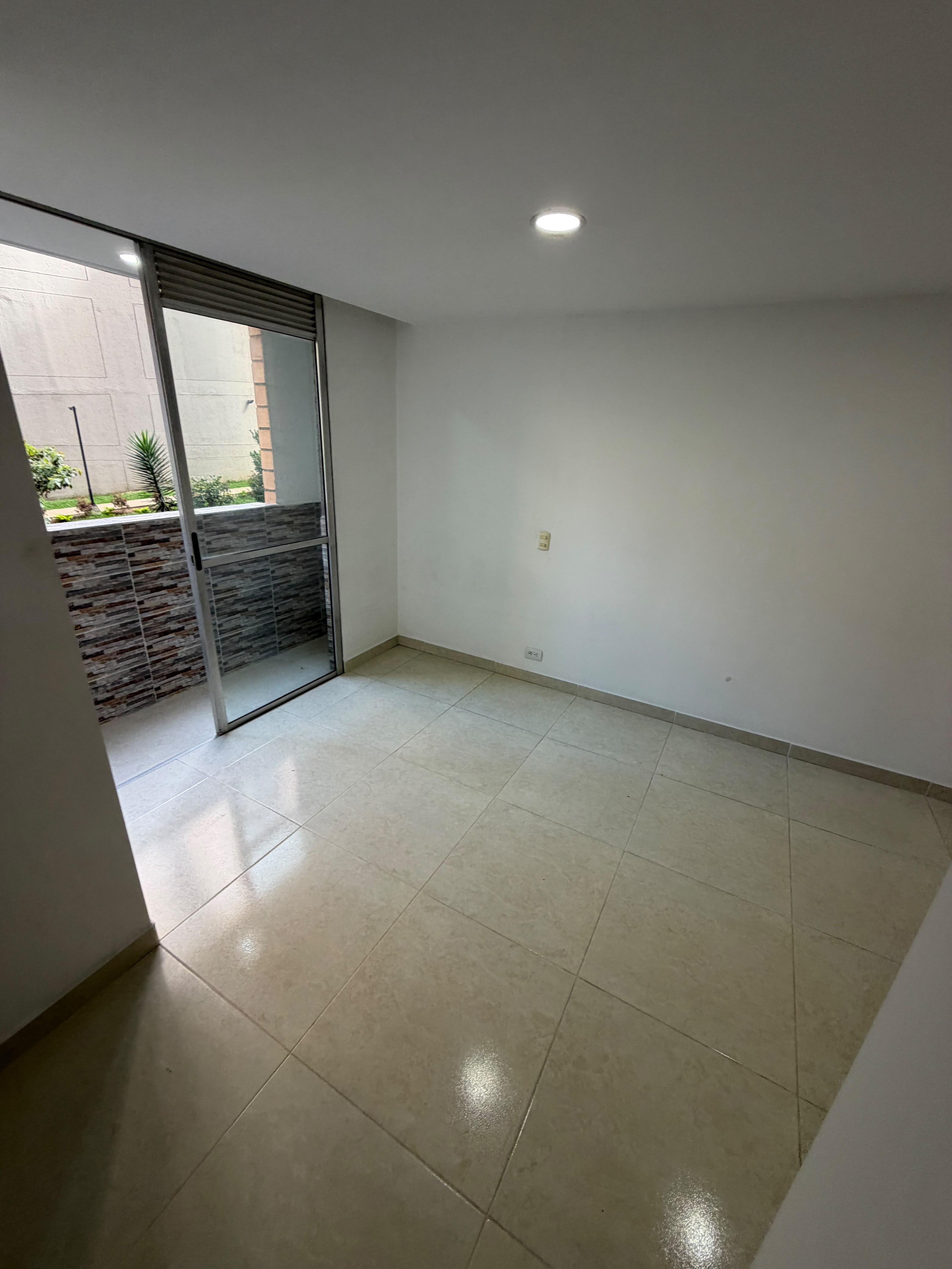 Arriendo Apartamento Robledo Pajarito