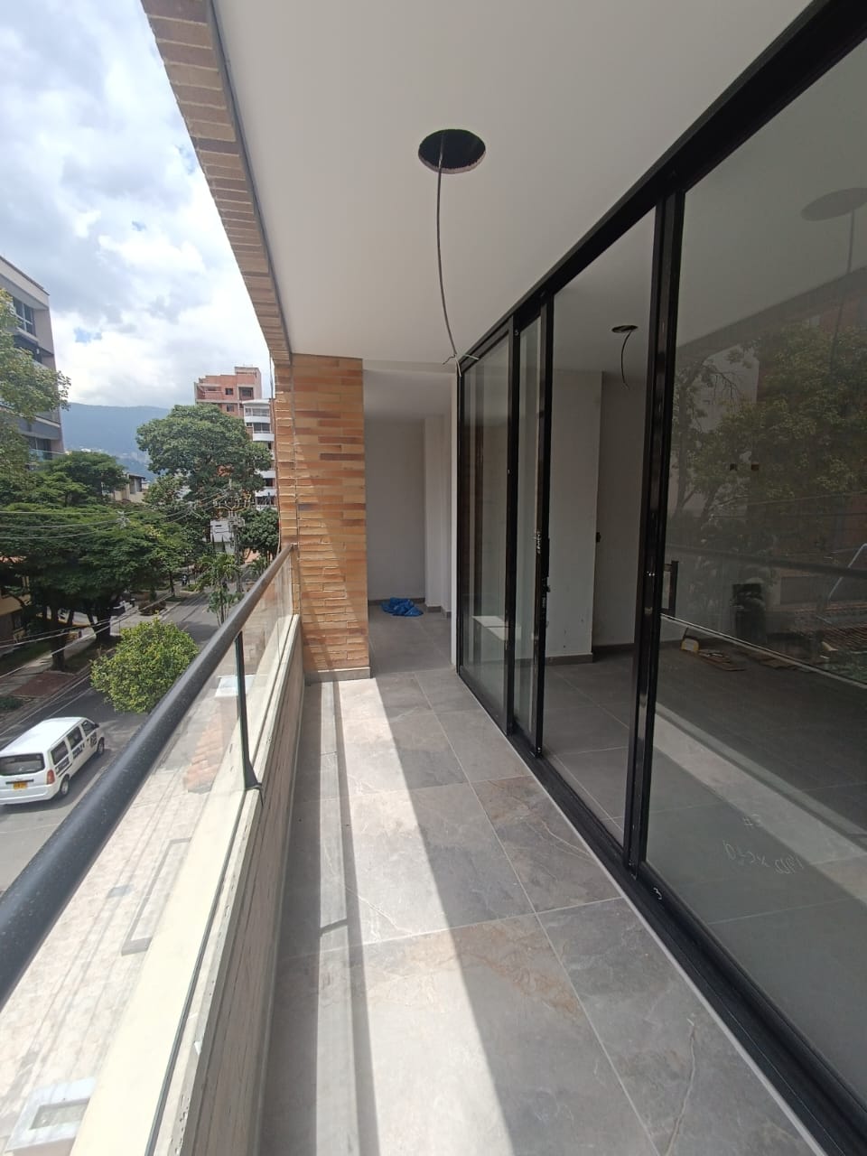 se vende apartamentos para estrenar en laureles
