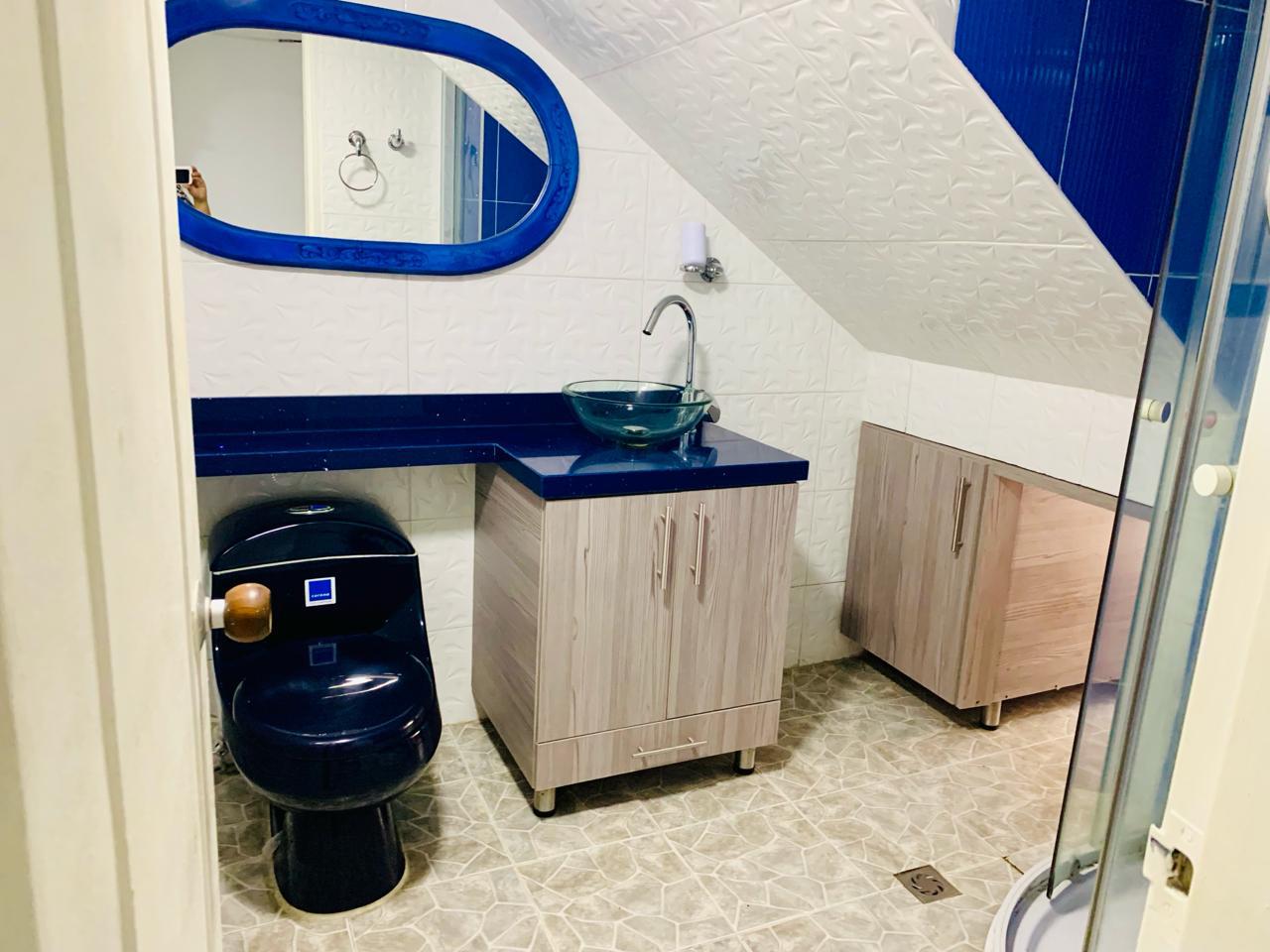 ARRIENDO APARTAESTUDIO EN LA CASTELLANA