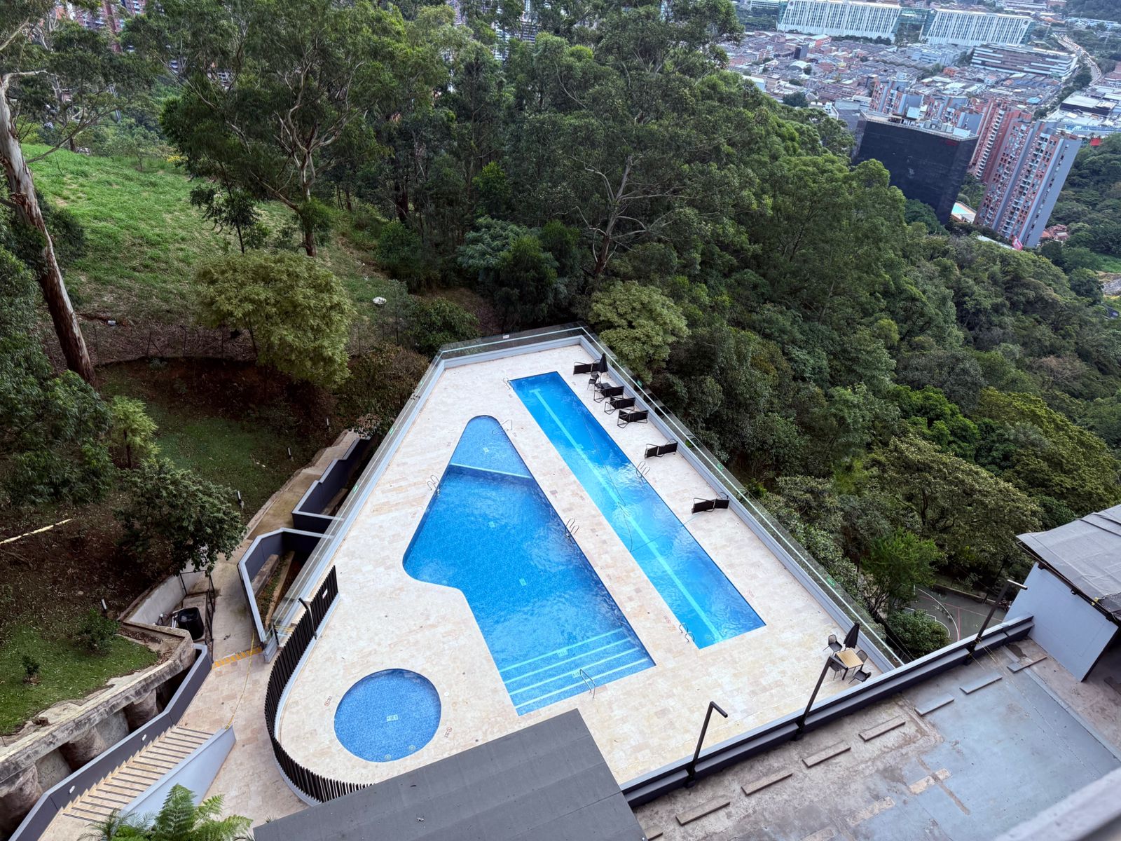 VENTA APARTAMENTO EN EL POBLADO