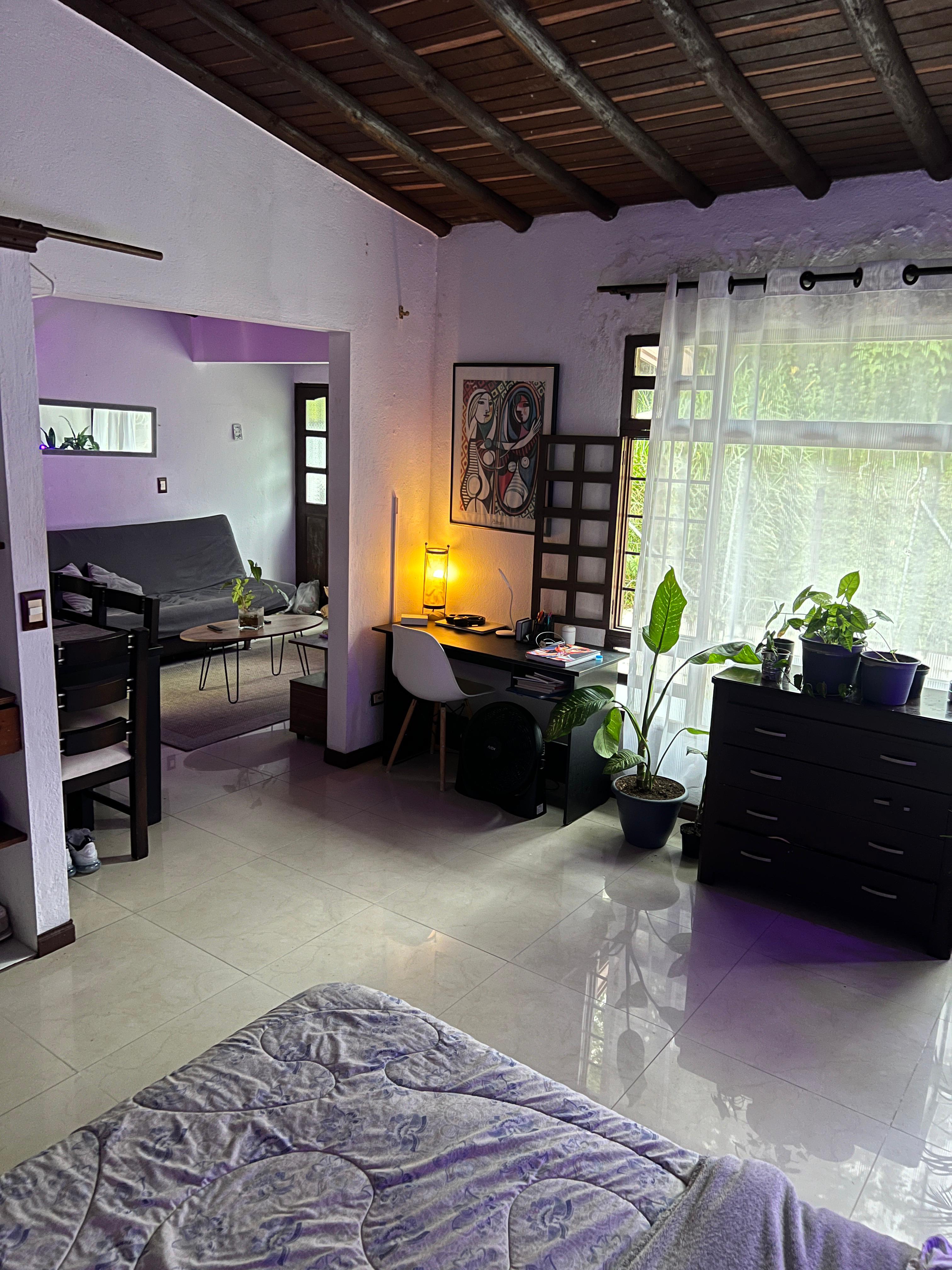 ARRIENDO APARTAESTUDIO AMOBLADO EN EL POBLADO