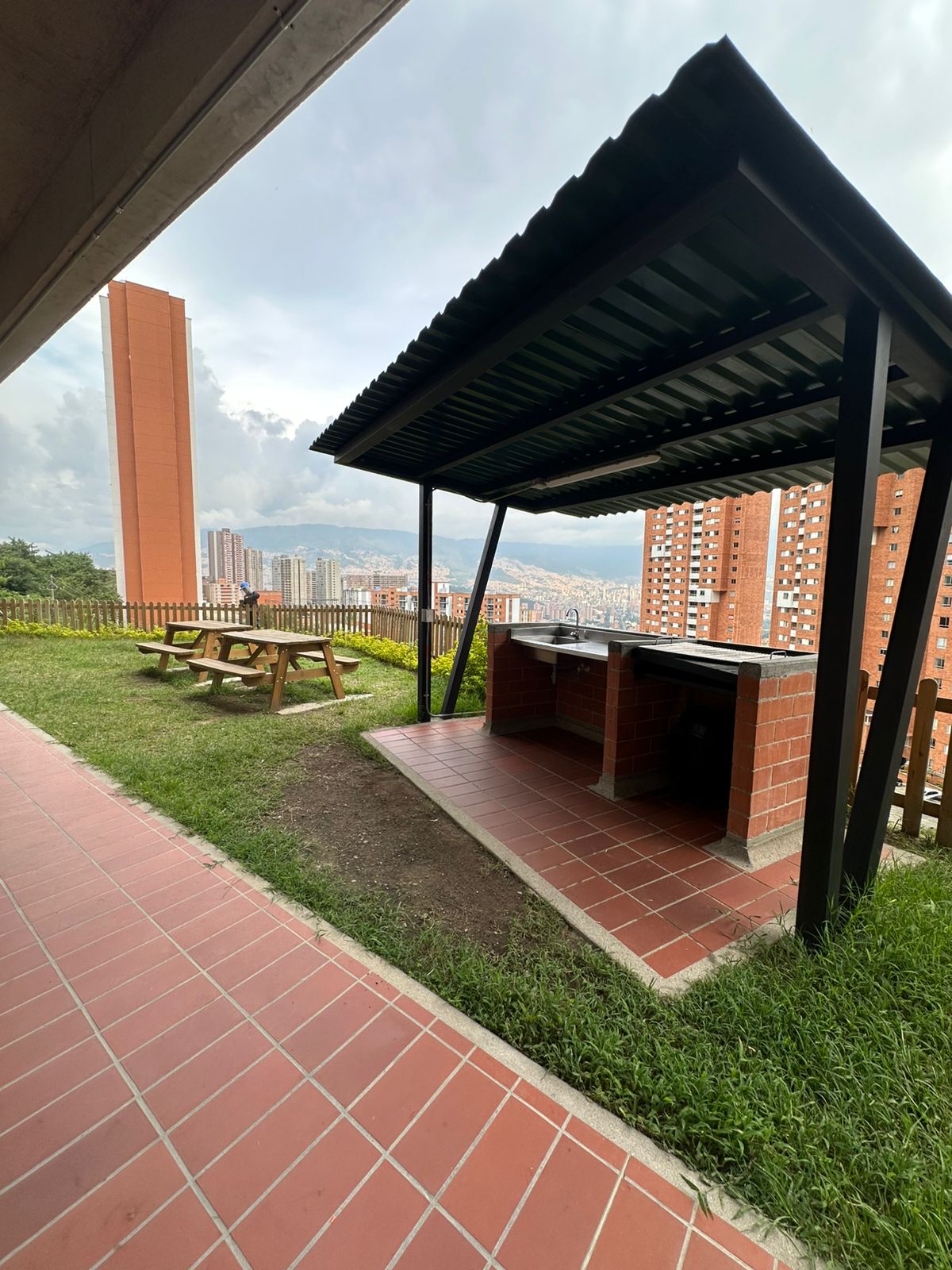 VENDO APARTAMENTO EN CALASANZ PARTE ALTA