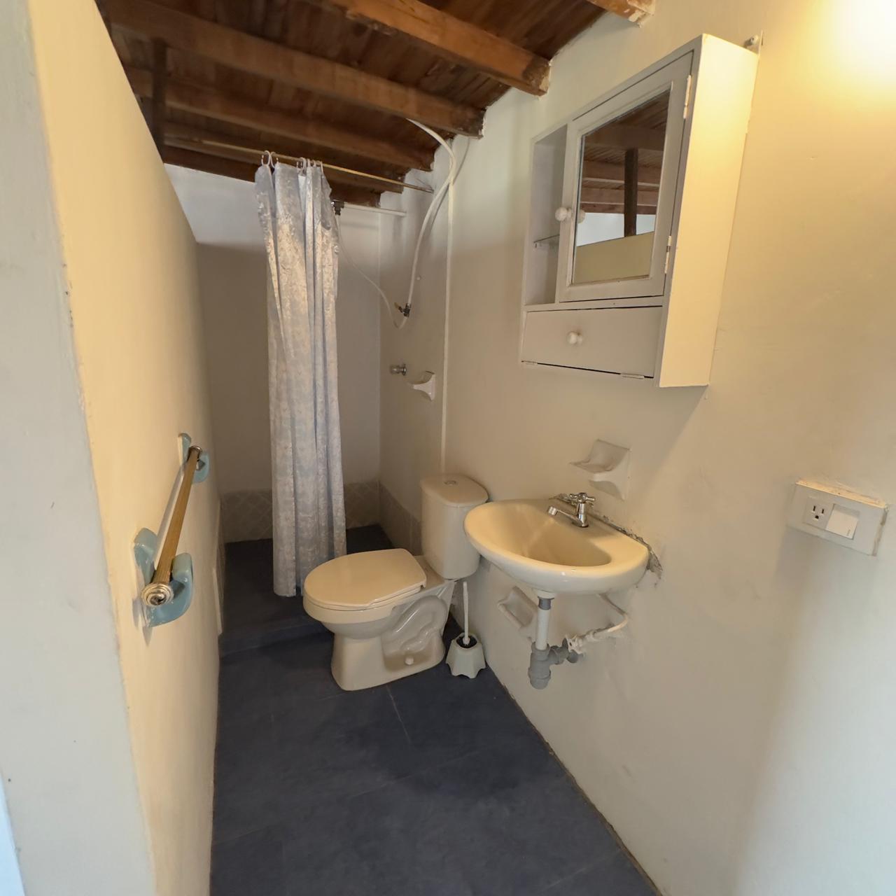 ARRIENDO CASA EN SANTA LUCIA