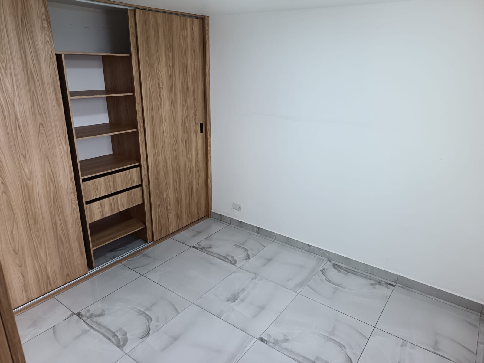 Arriendo Apartamento Robledo Pajarito