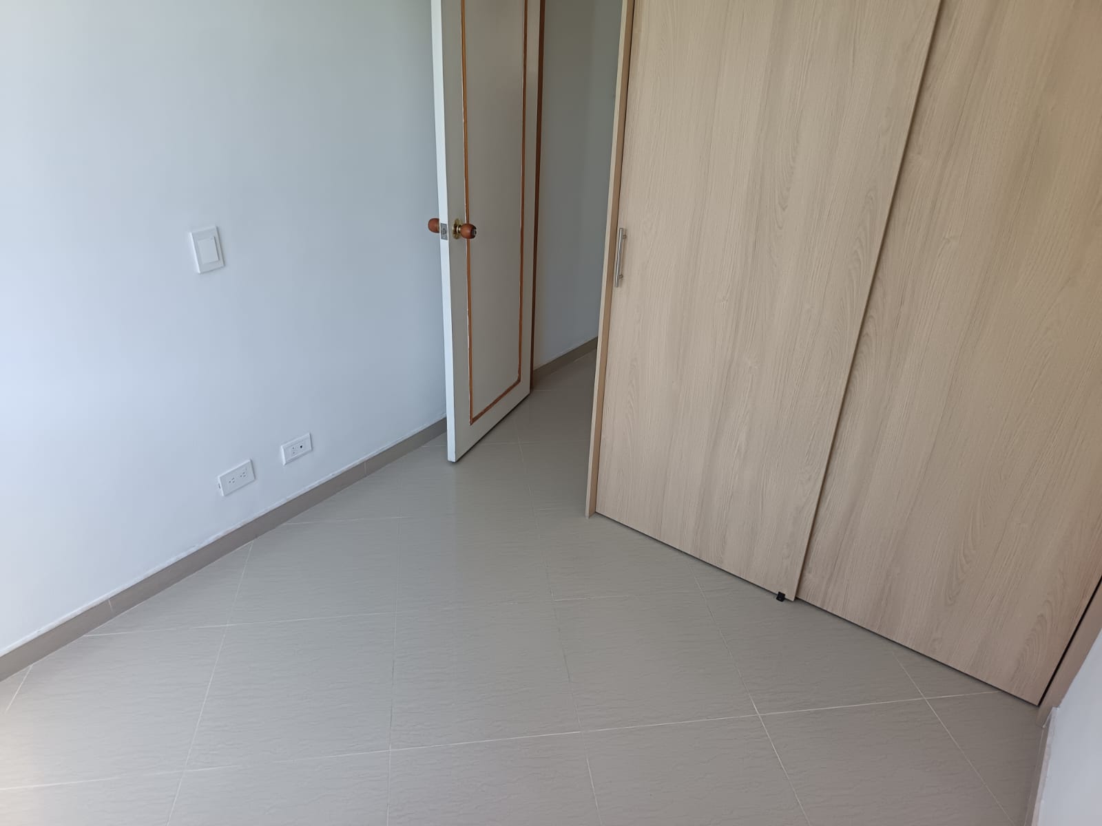 Arriendo Apartamento Calasanz