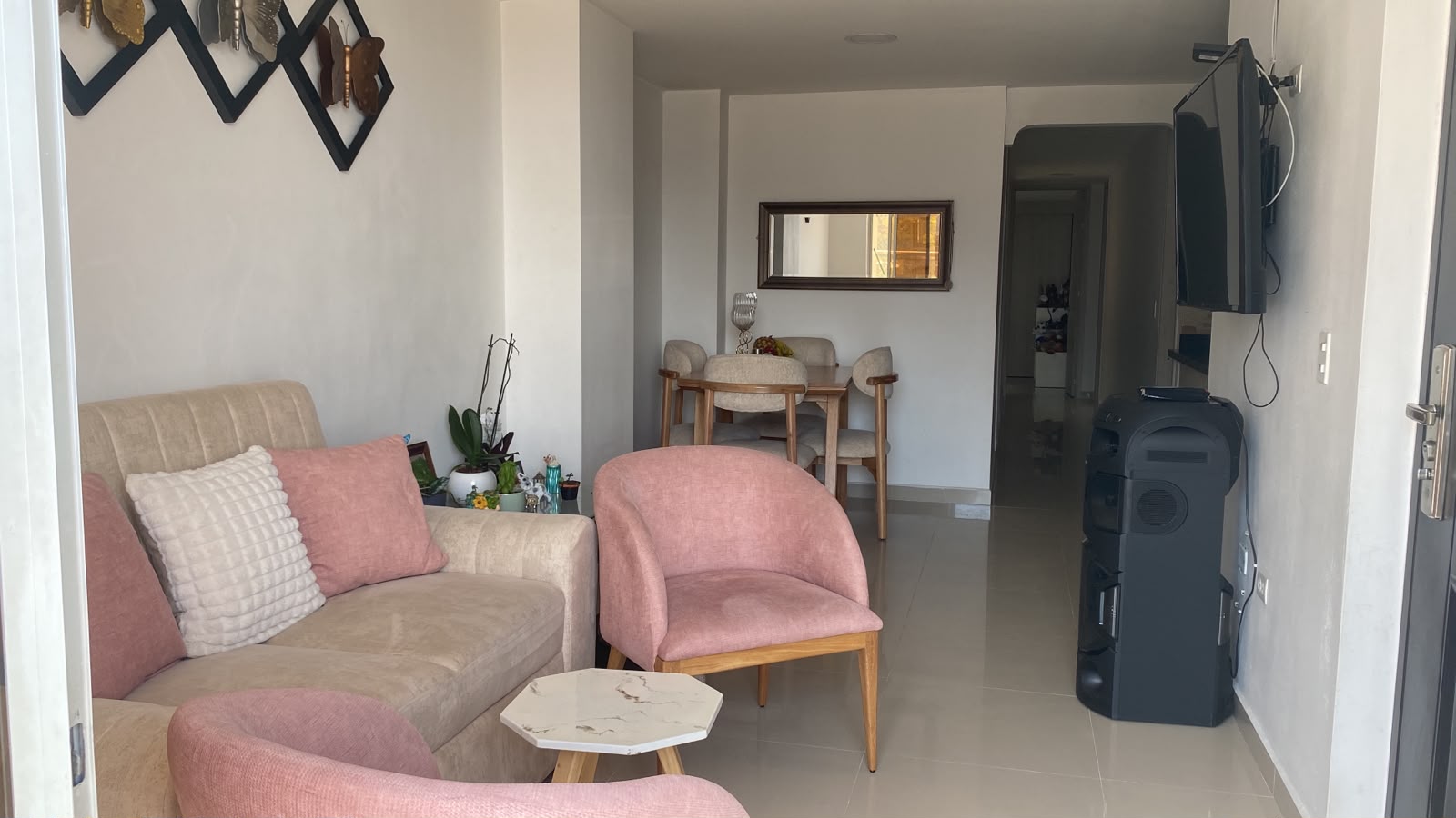 VENDO APARTAMENTO EN FLORENCIA BELLO