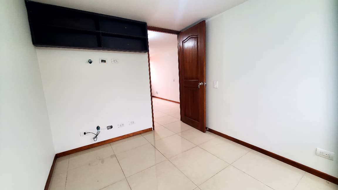 Arriendo apartamento los colores