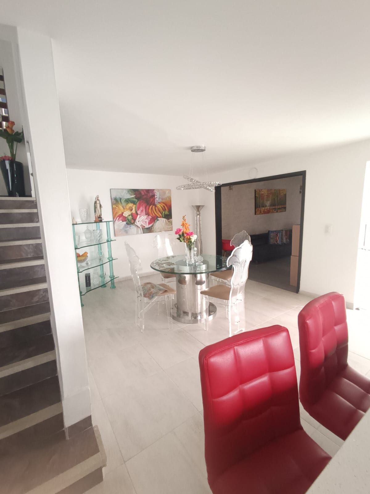 se vende casa laureles