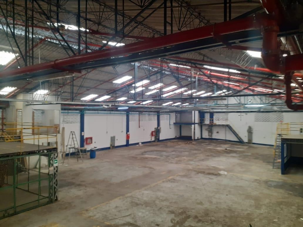 ARRIENDO BODEGA EN LA ESTRRELLA