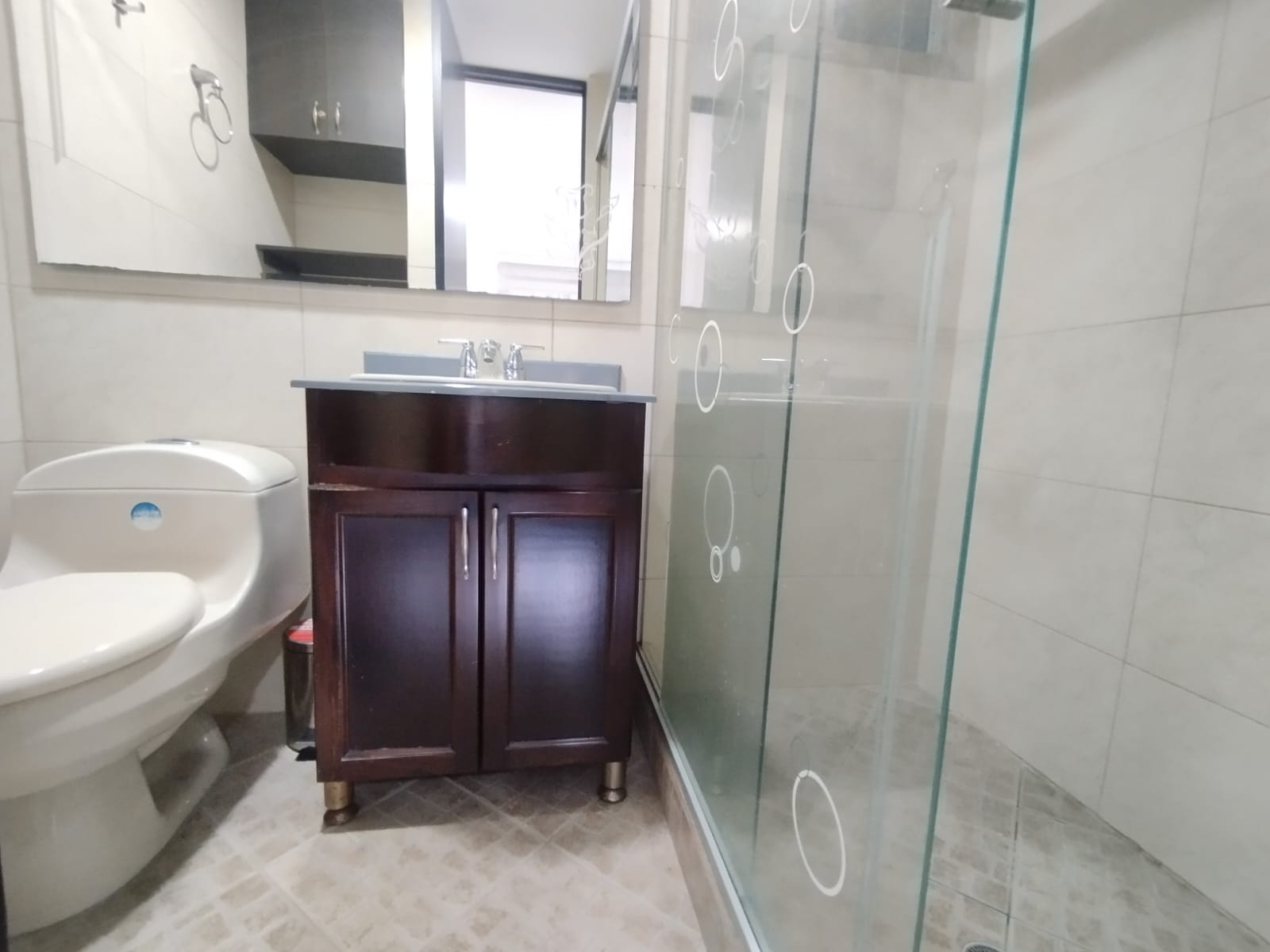 ARIENDO APARTAMENTO CIUDAD DEL RIO