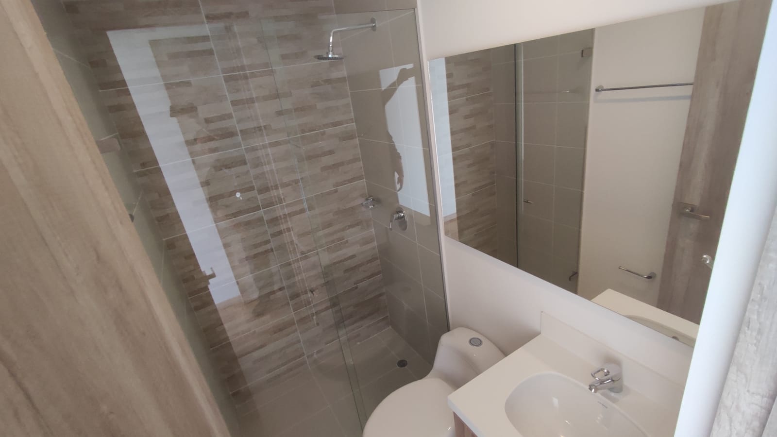 ARRIENDO APARTAMENTO EN CIUDAD DEL RIO