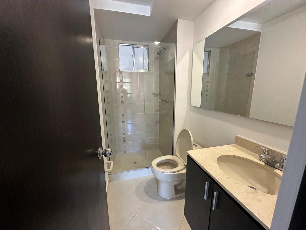 ARRIENDO APARTAMENTO CIUDAD DEL RIO