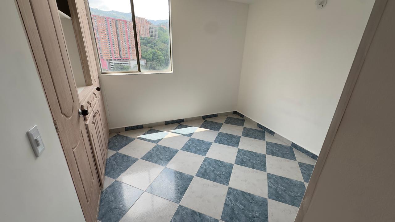 ARRIENDO APARTAMENTO EN RODEO ALTO