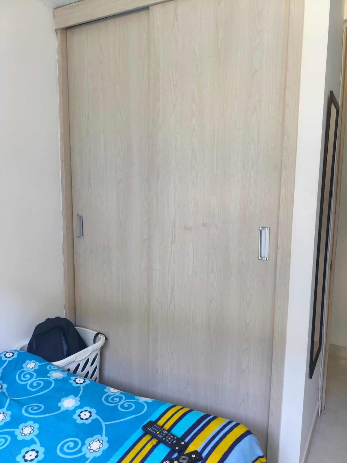 VENDO APARTAMENTO EN LA LOMA DE LOS BERNAL