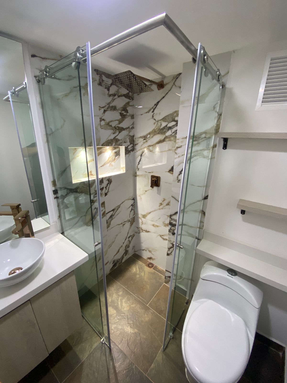 VENDO APARTAMENTO EN CALASANZ PARTE ALTA