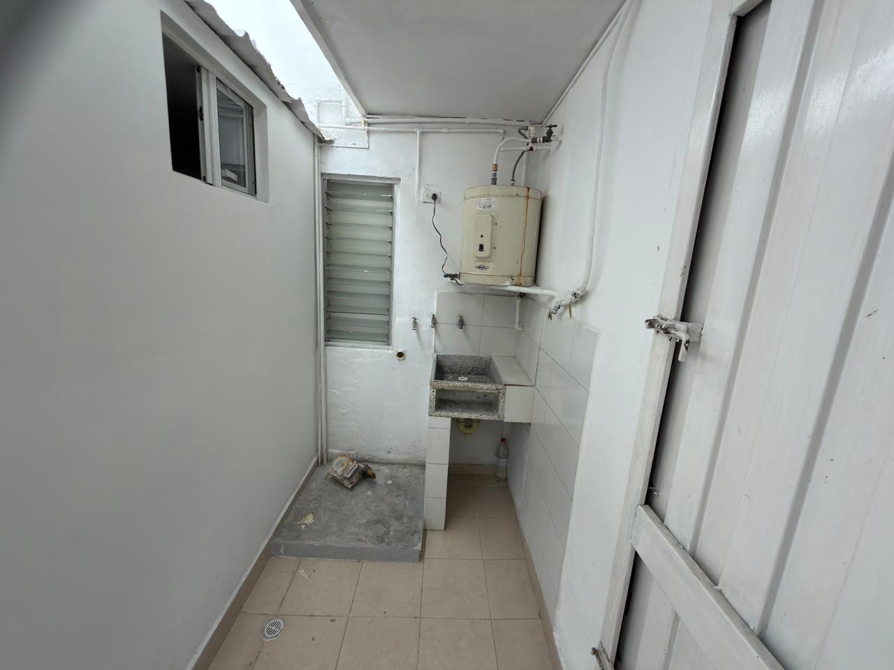 ARRIENDO CASA COMERCIAL EN BELEN LA GLORIA