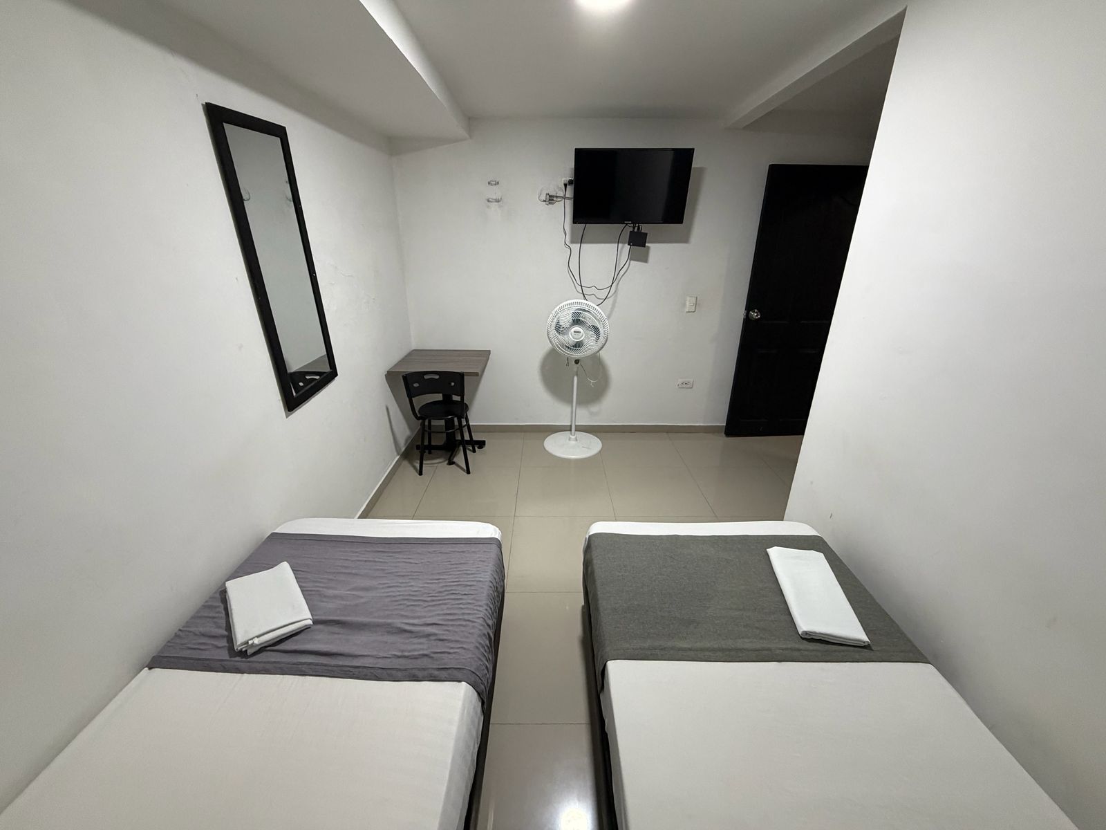 VENDO HOTEL EN LAURELES