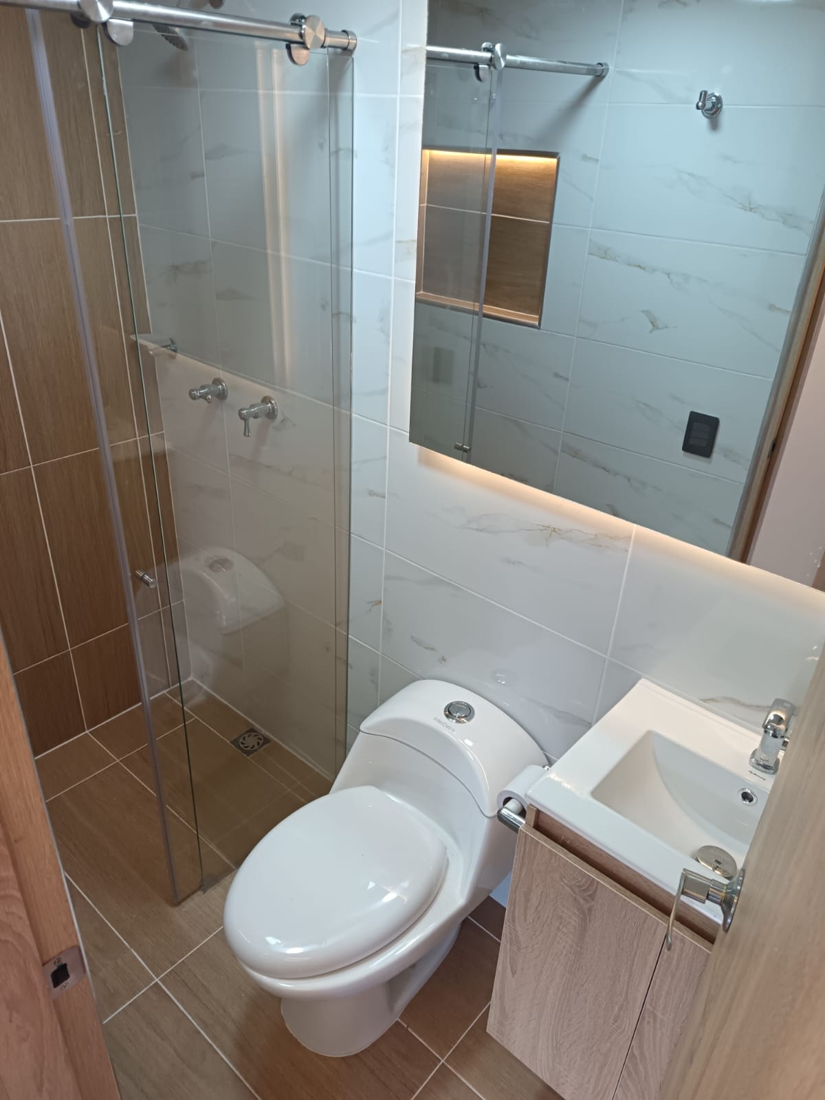 Arriendo Apartamento Robledo Pajarito