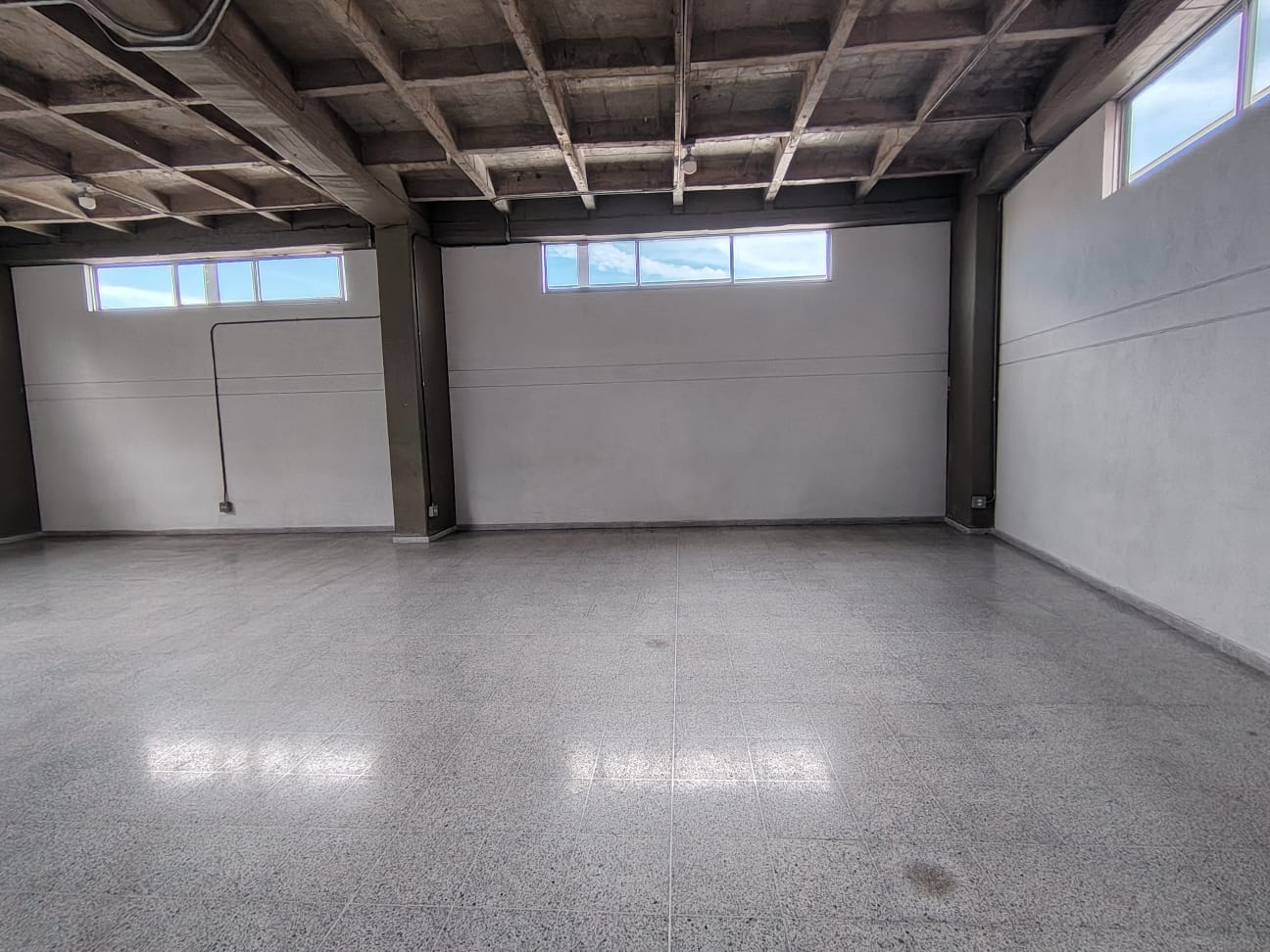 Se arrienda bodega en belen