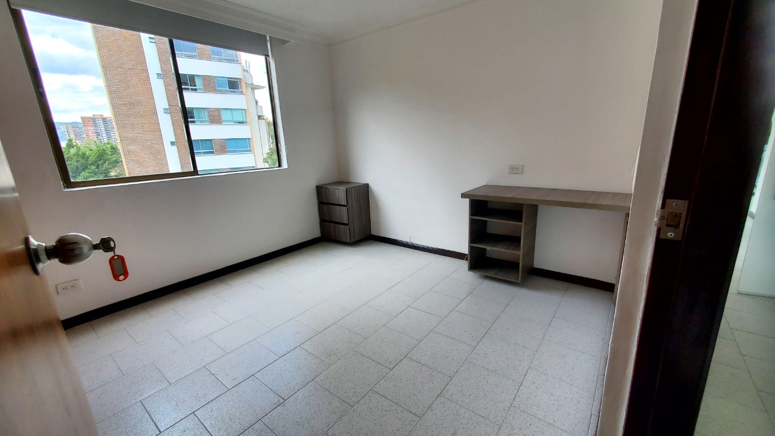 ARRIENDO APATAMENTO POBLADO LOMA DE ALEJANDRIA