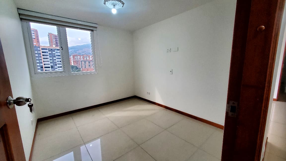 Arriendo apartamento los colores