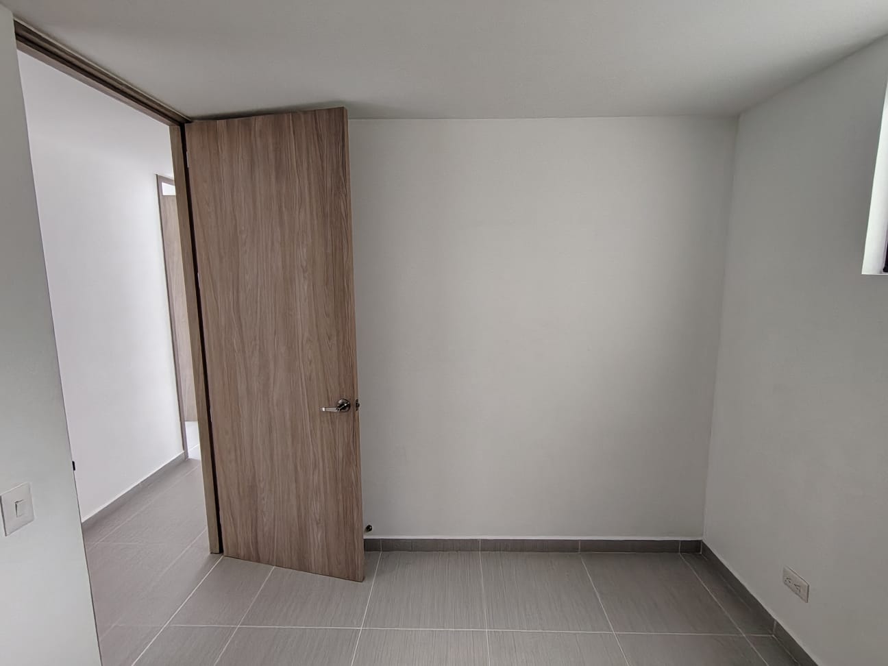 Arriendo apartamento en la castellana