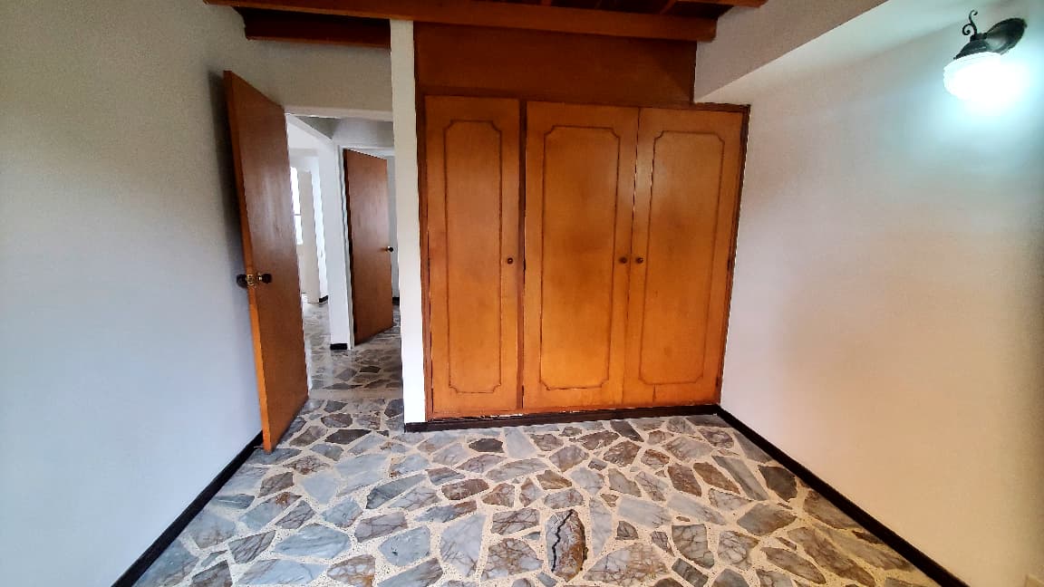 Arriendo casa en barrio Cristóbal