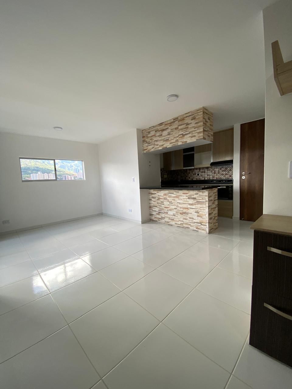 APARTAMENTO EN BELLO