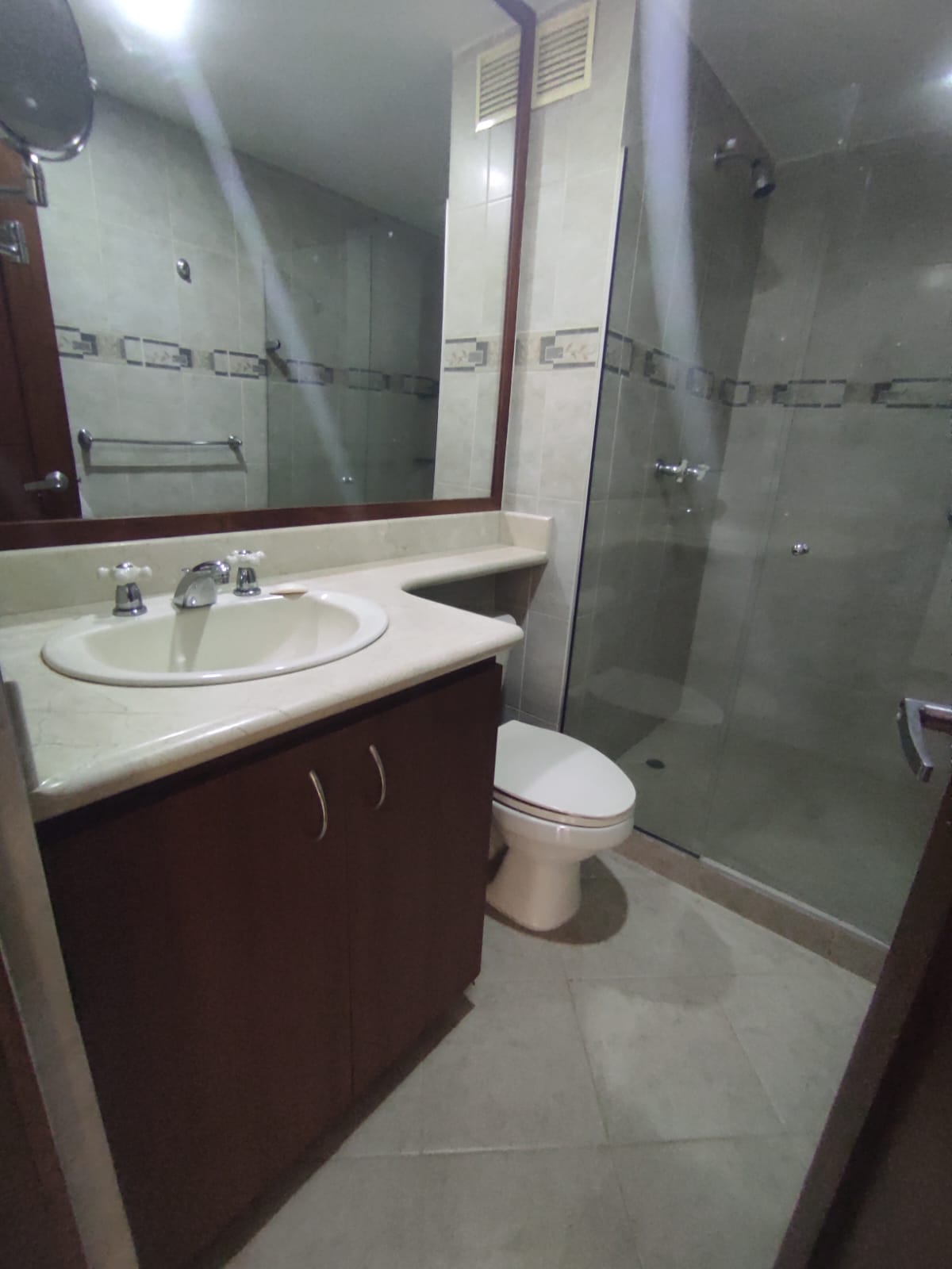 ARRIENDO APARTAMENTO LOMA DE LAS BRUJAS ENVIGADO