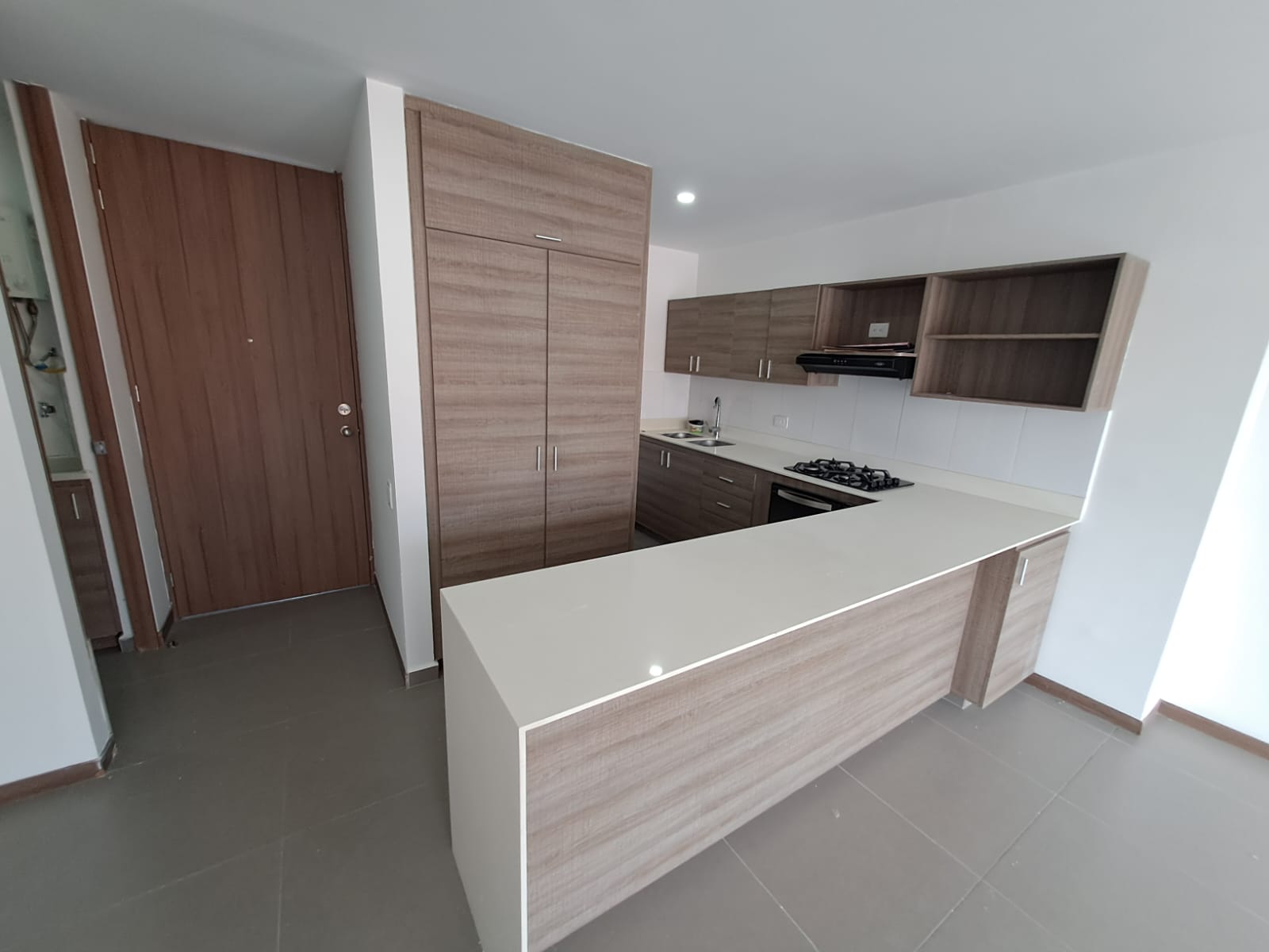 ARRIENDO APARTAMENTO ENVIGADO LOMA DE LAS BRUJAS  BIOCITY GRAND