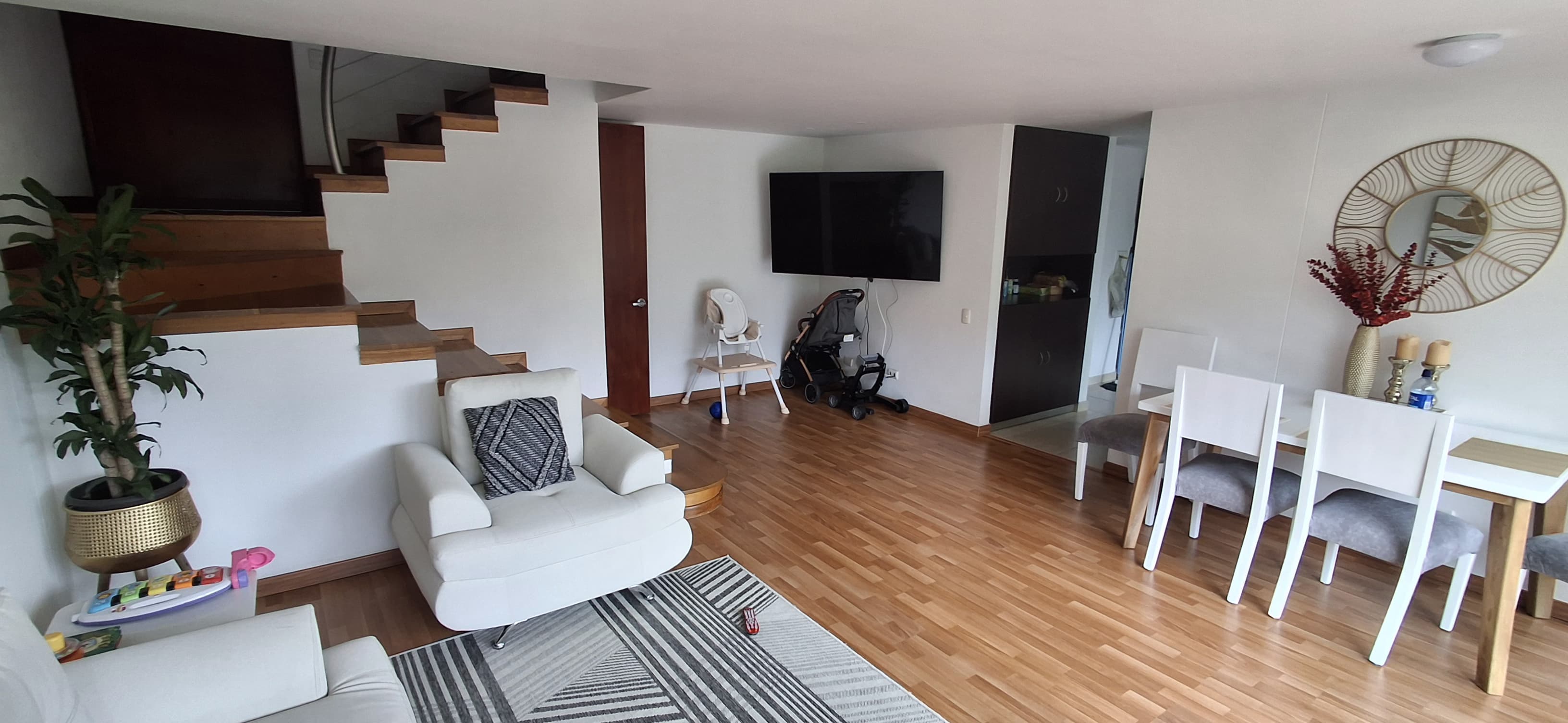 VENDO APARTAMENTO DUPLEX EN SAN LUCAS EL POBLADO