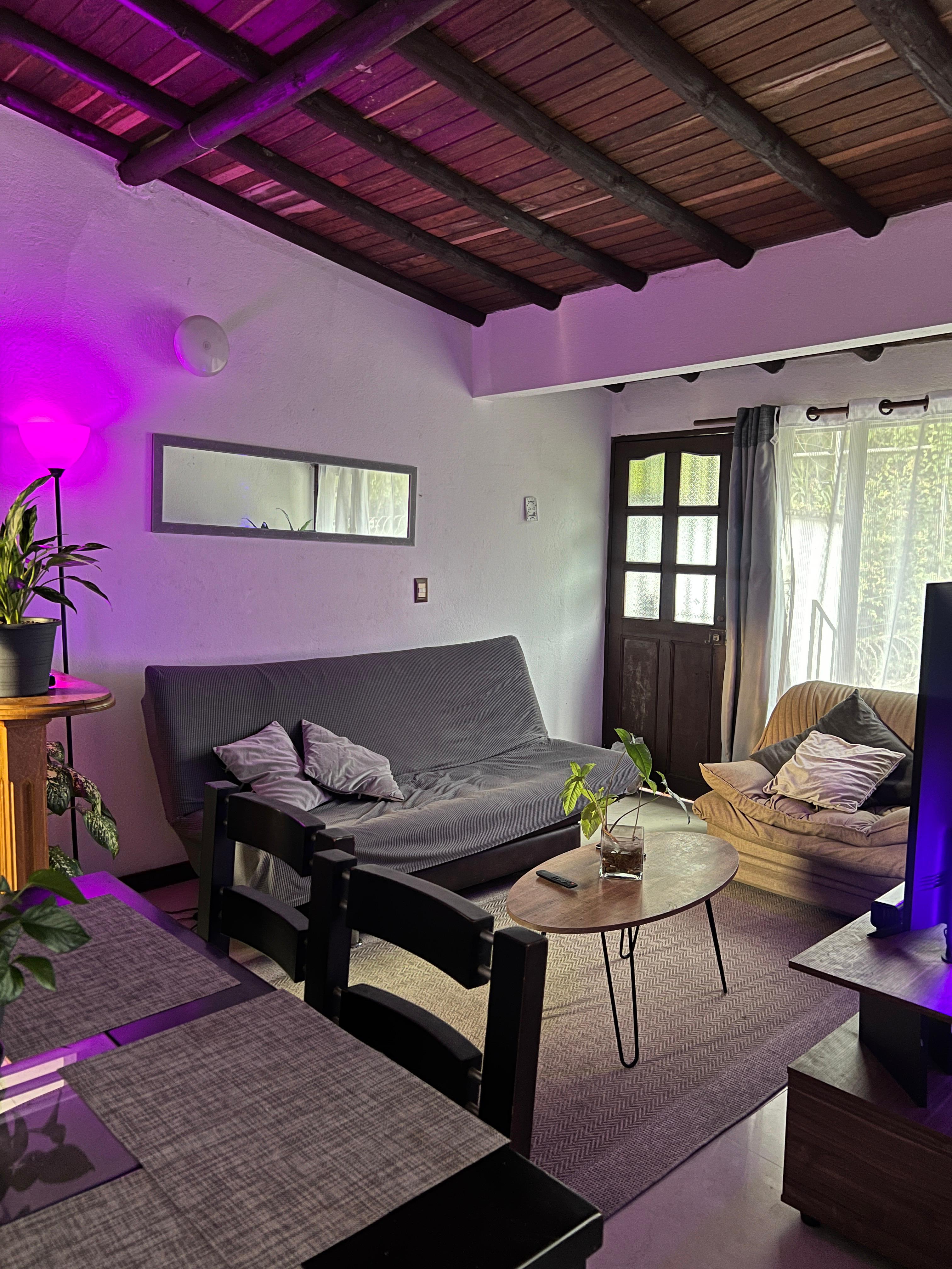 ARRIENDO APARTAESTUDIO AMOBLADO EN EL POBLADO