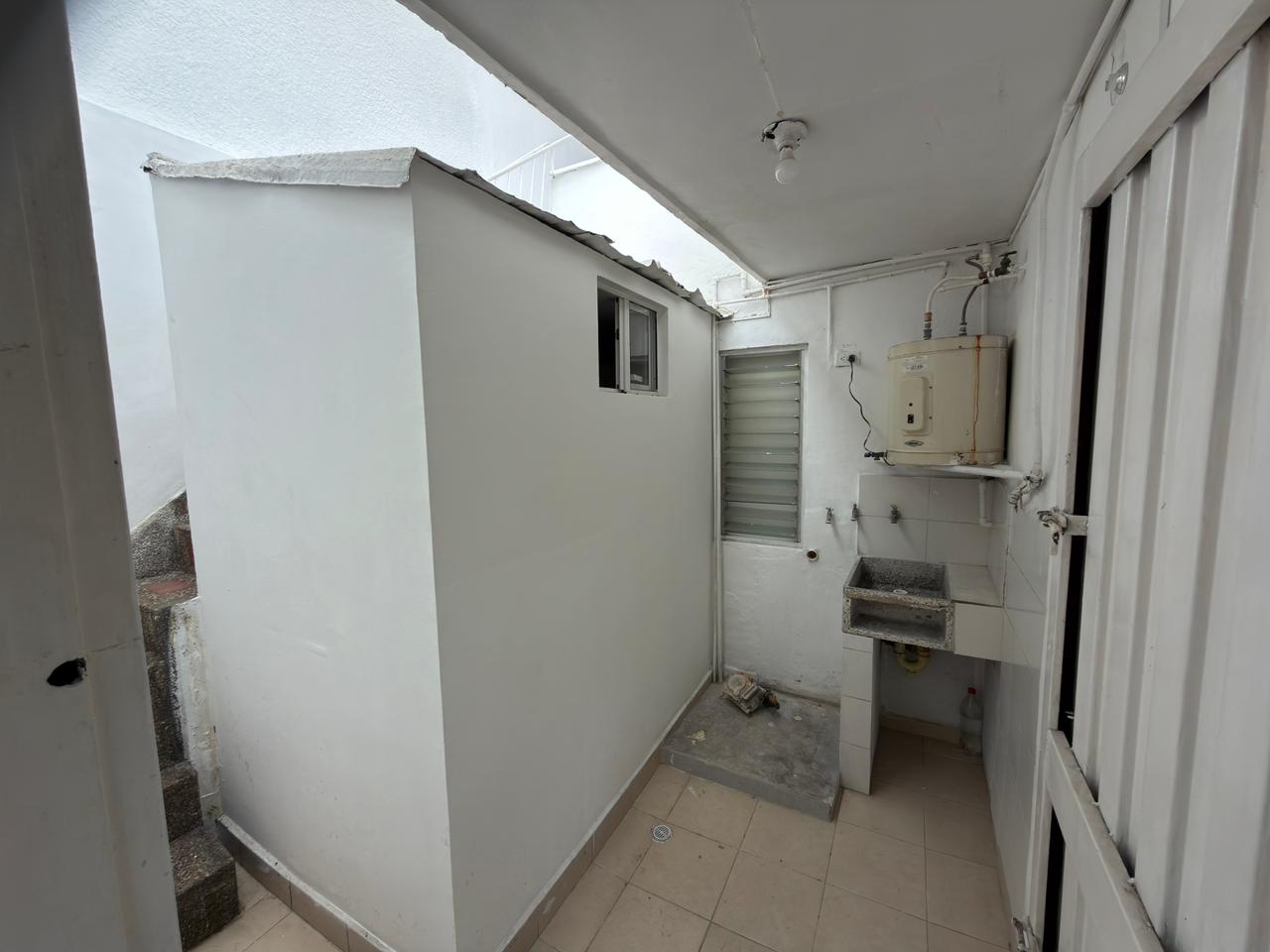 ARRIENDO CASA COMERCIAL EN BELEN LA GLORIA