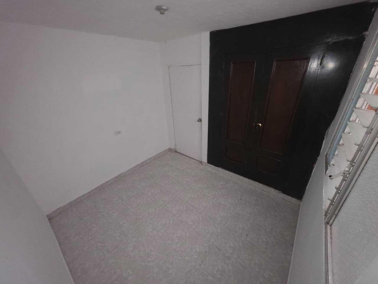 ARRIENDO APARTAMENTO EN LA AMERICA