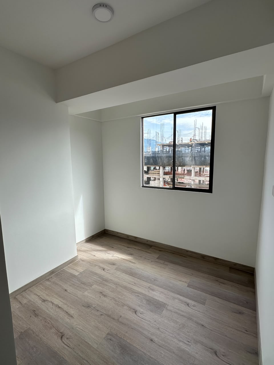 ARRIENDO APARTAMENTO EN CUIDAD DEL RIO
