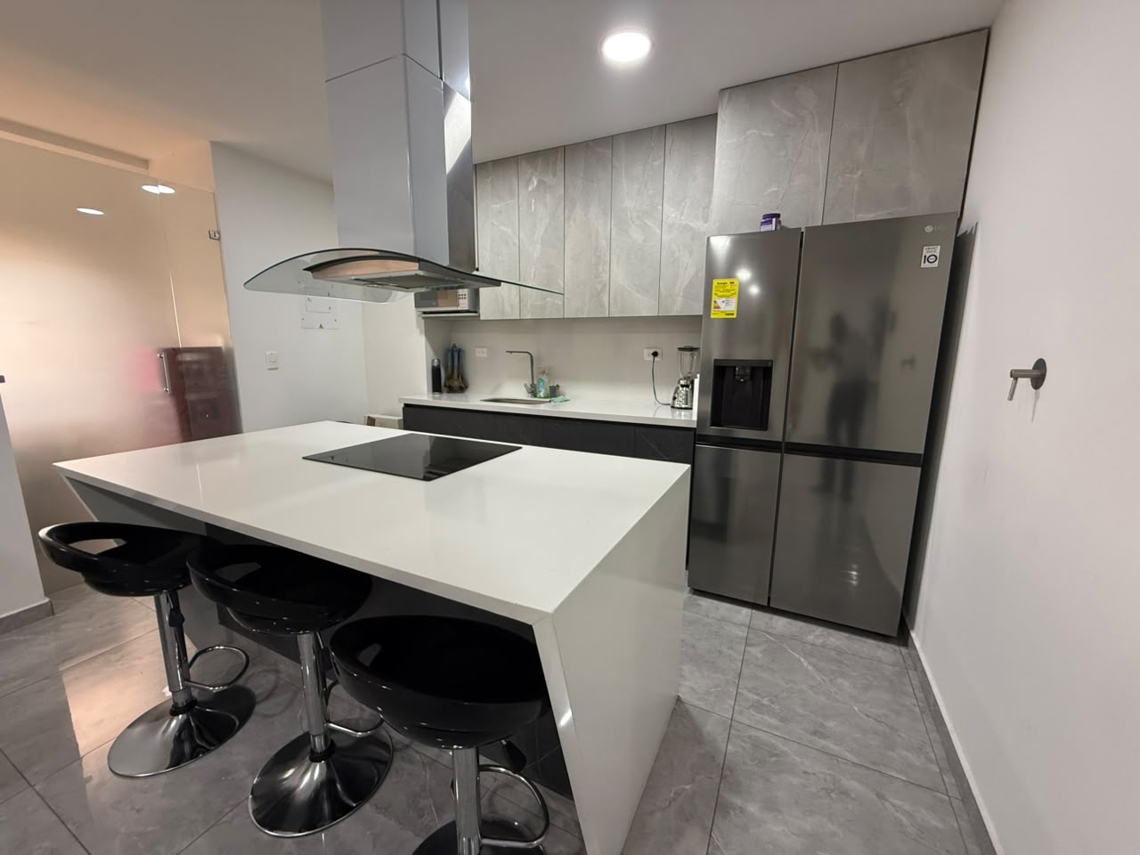 VENDO APARTAMENTO EN BELEN ROSALES