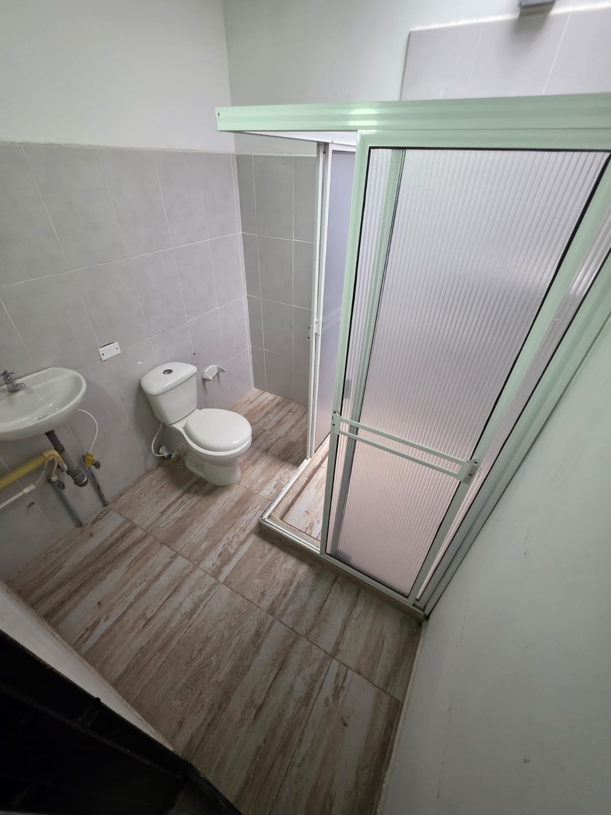 ARRIENDO CASA COMERCIAL EN CALASANZ