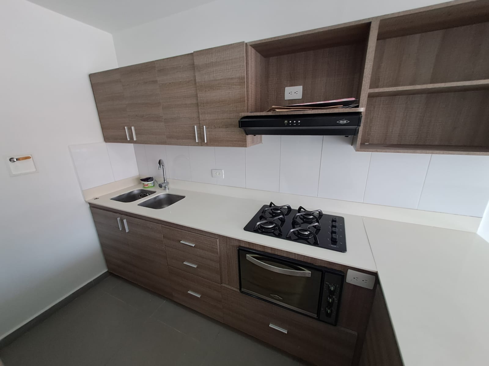 ARRIENDO APARTAMENTO ENVIGADO LOMA DE LAS BRUJAS  BIOCITY GRAND