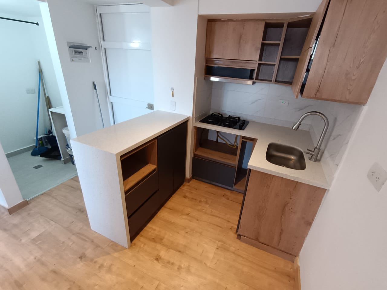Arrienda Apartamento Robledo Pajarito